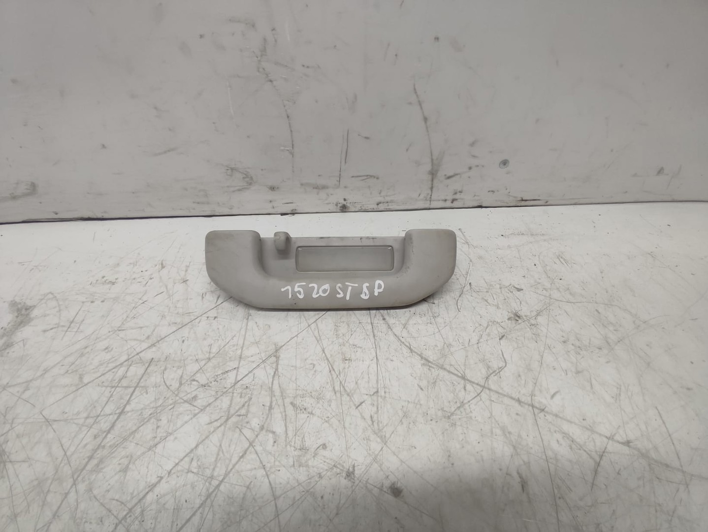 Maner plafon stanga spate A2139063500 Mercedes Benz E-Class W213 (2016 - 2020)