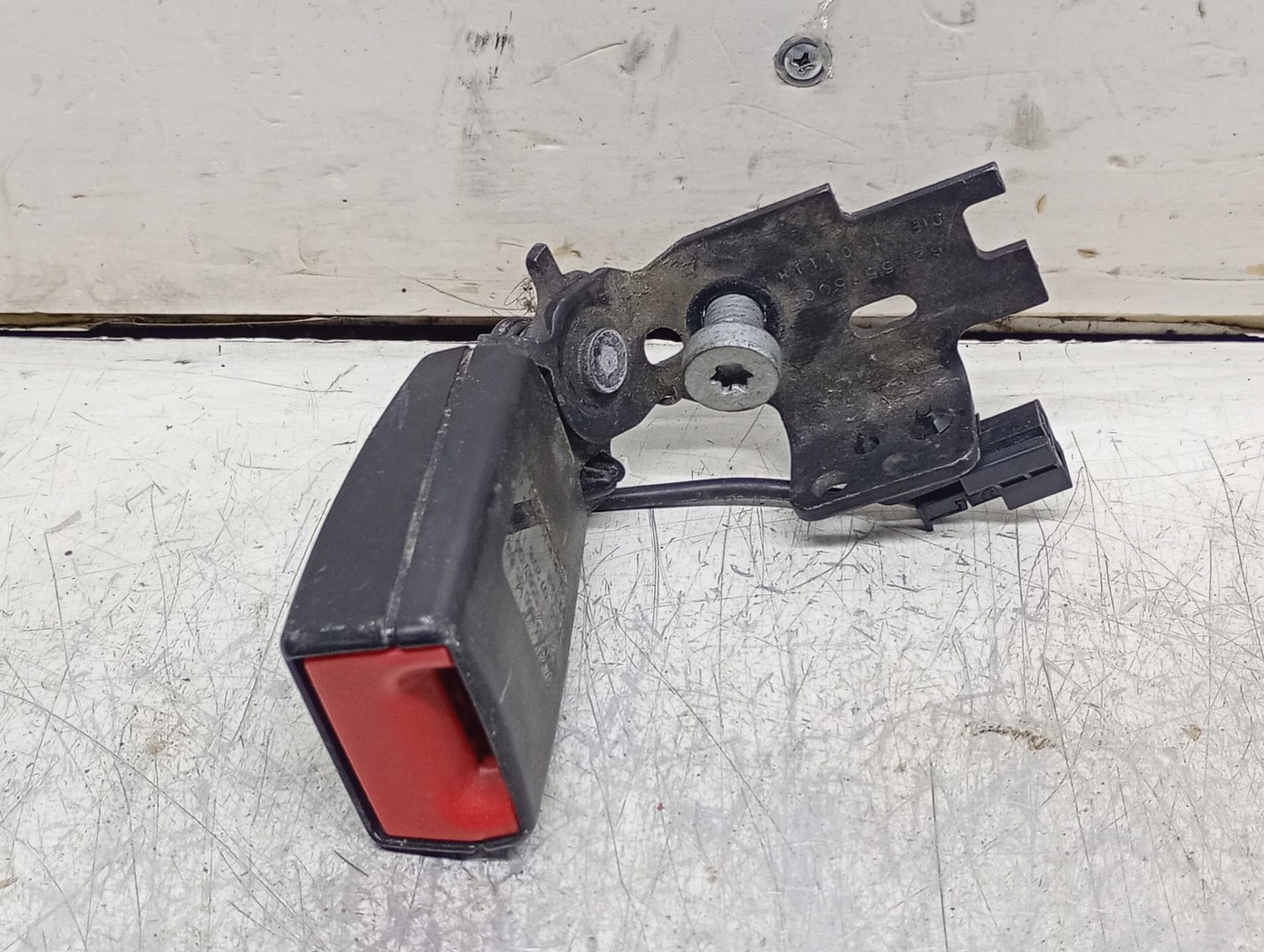 Pretensioner A2138600569 Mercedes Benz E-Class W213 (2016 - 2020)