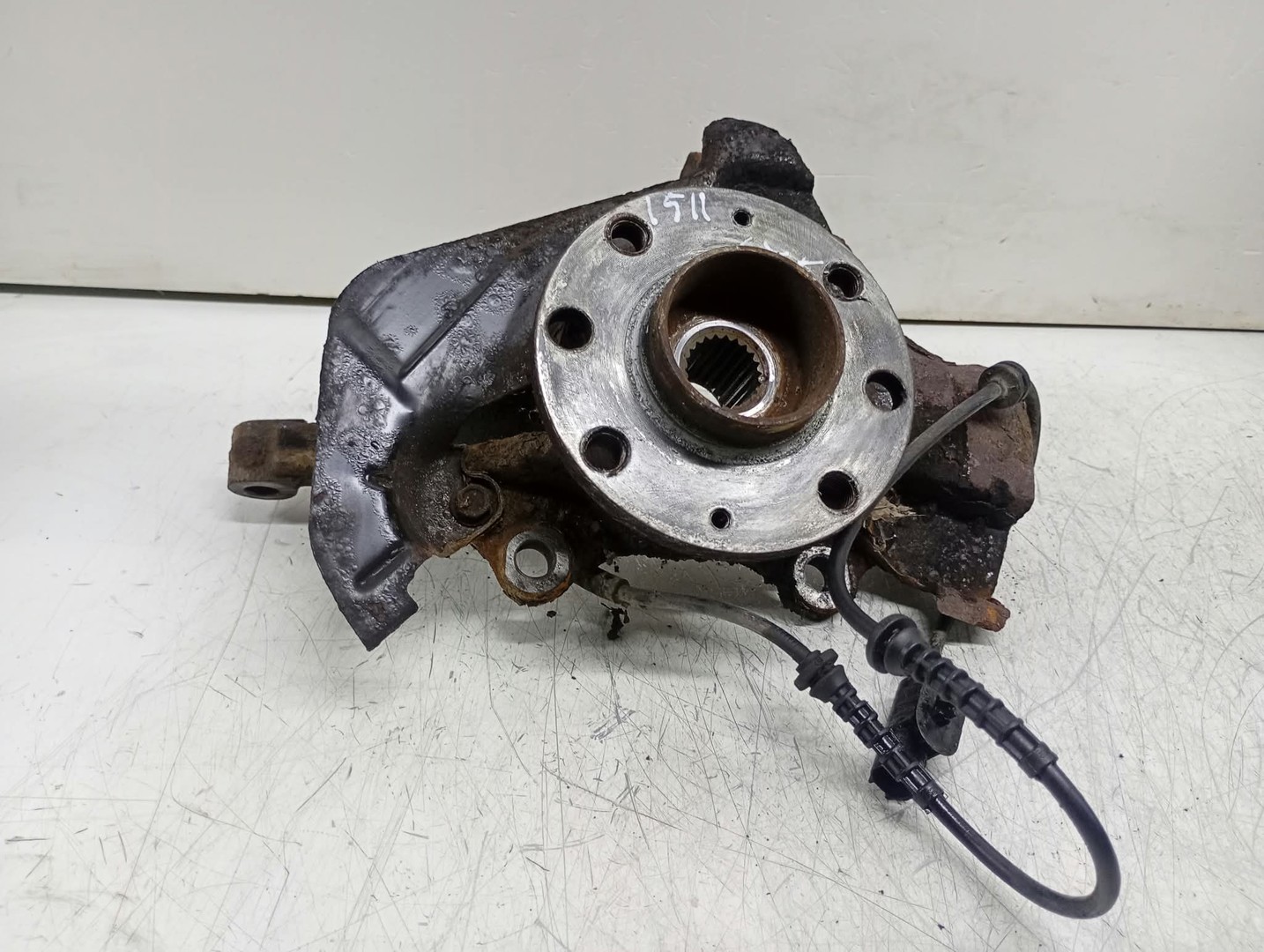 Fuzeta stanga fata Opel Corsa D (2006 - 2011)