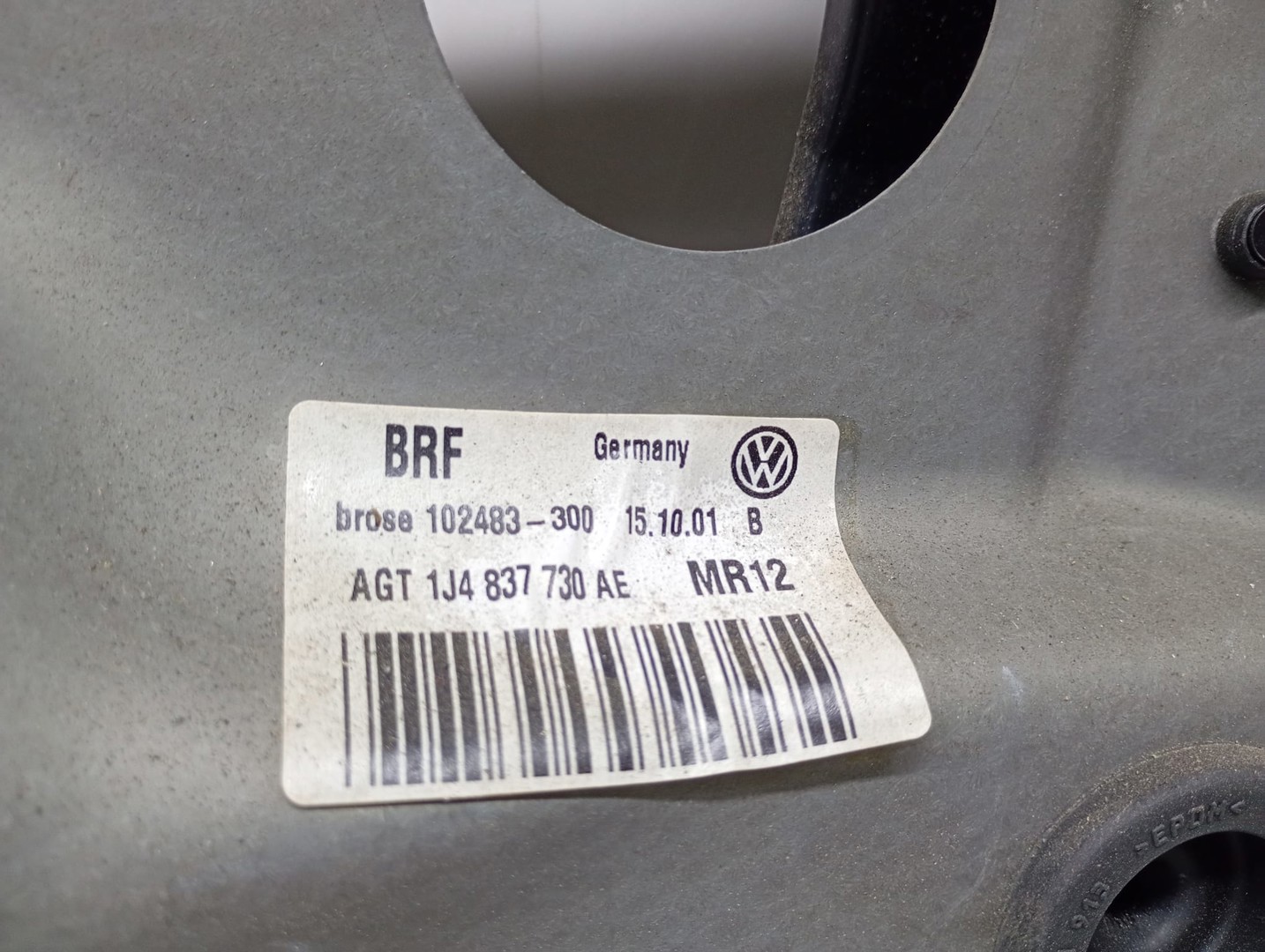 Macara geam dreapta spate 1j4839756e Volkswagen Golf 4 (1997 - 2006)