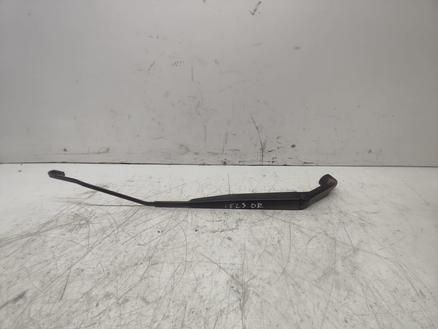 Brat stergator parbriz dreapta Suzuki Swift 6 generation (2023 - prezent)