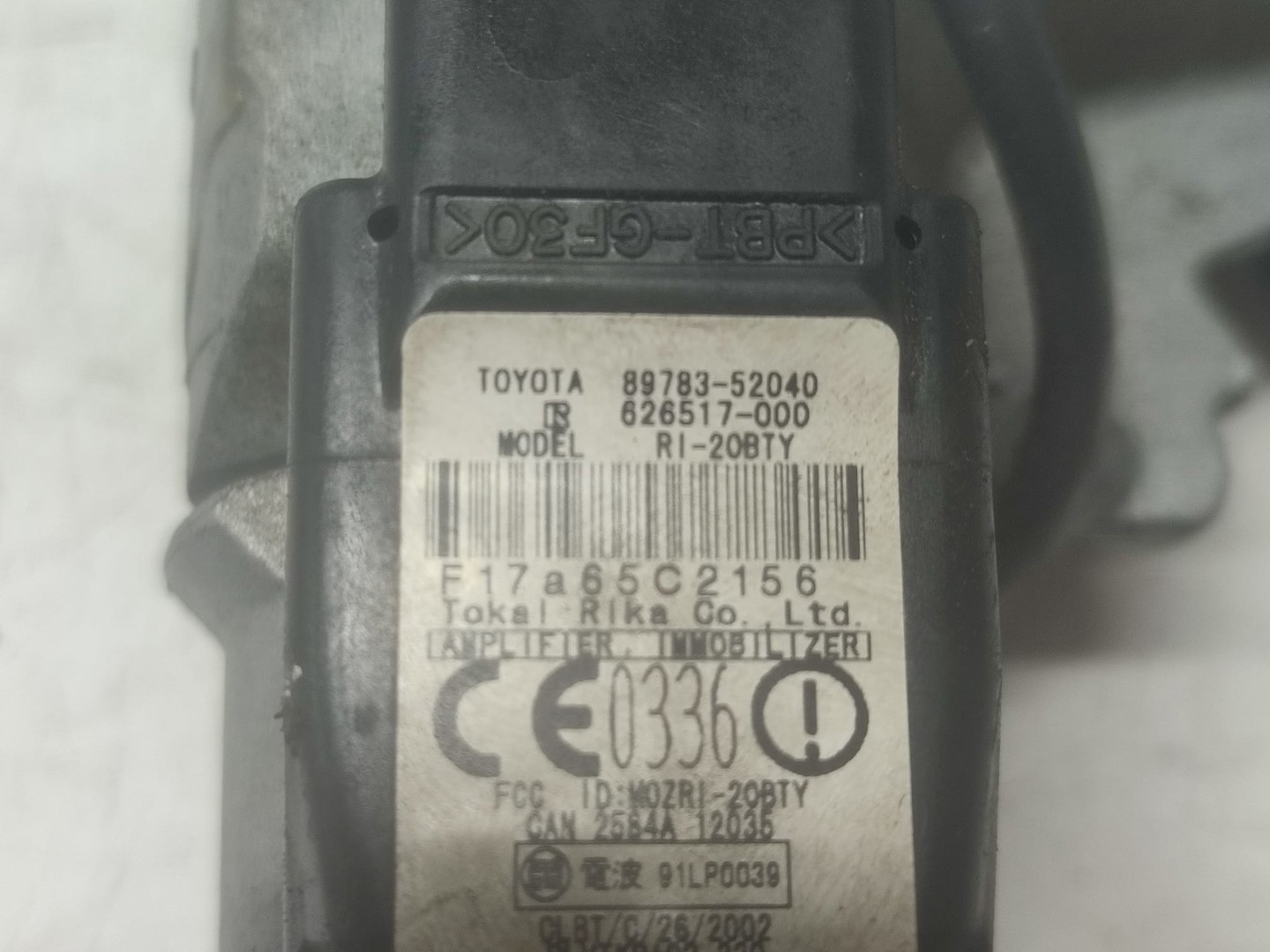 Contact cu cheie 89783-52040 Toyota Avensis 2 T25 (2002 - 2006)
