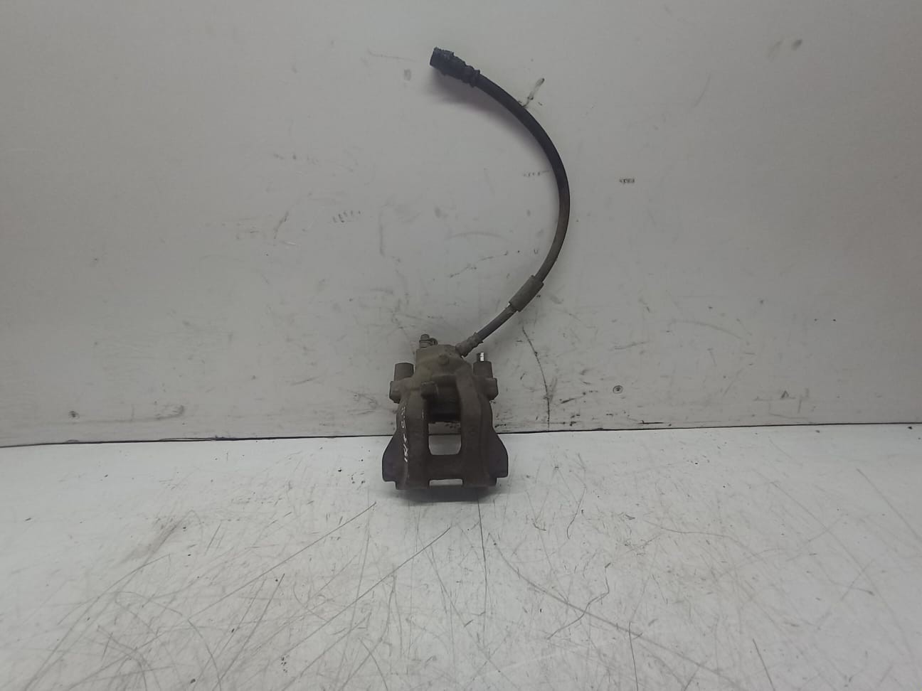 Etrier stanga spate Mercedes Benz E-Class W212 (2009 - 2013)