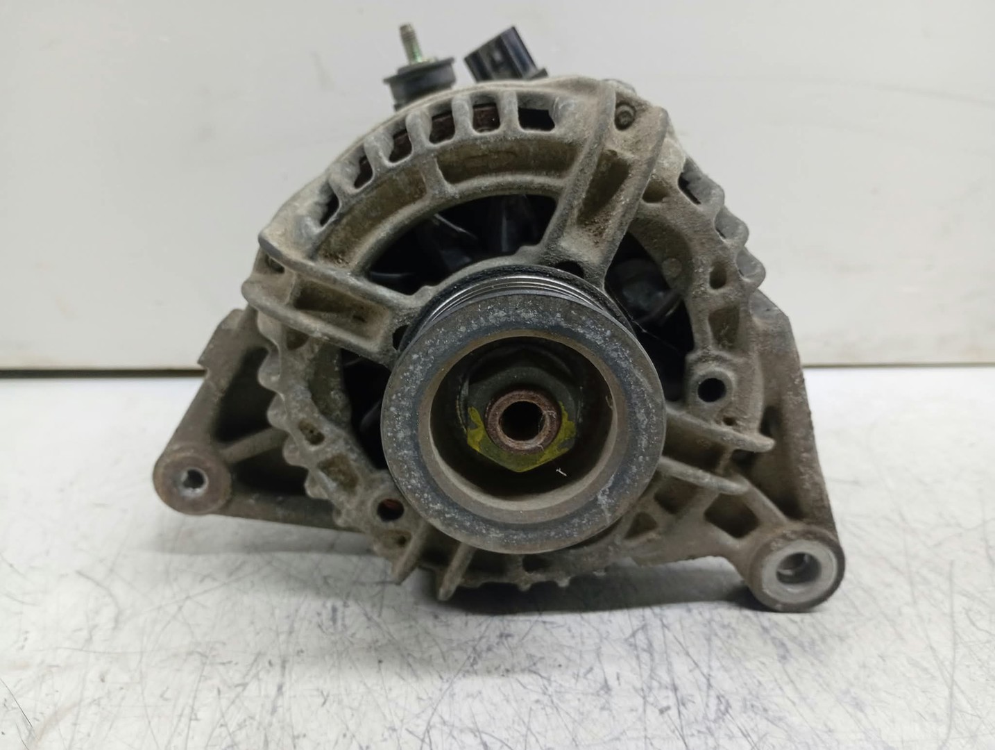Alternator 0124325079 27060-0D140-A Toyota Avensis 2 T25 (2002 - 2006)