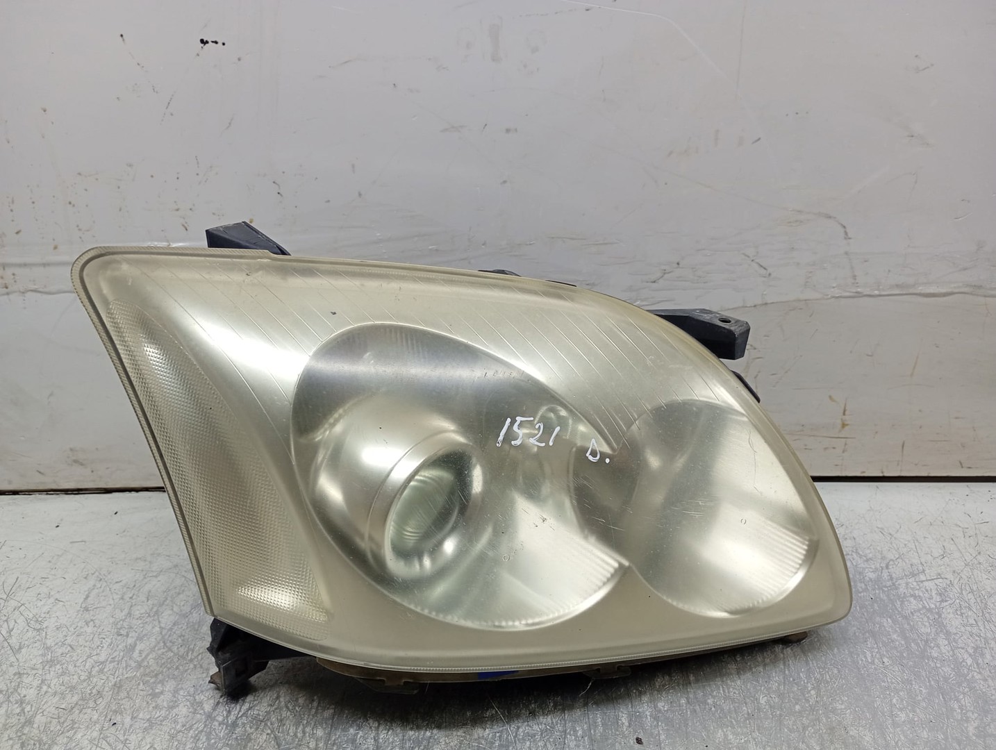 Far dreapta 99228-80008 Toyota Avensis 2 T25 (2002 - 2006)