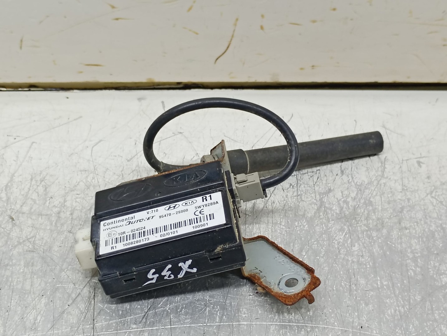 Amplificator antena 95470-2S000 Hyundai ix35 1 (2009 - 2013)