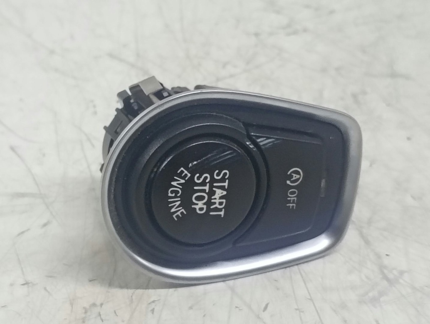Buton start stop 925073402 BMW Seria 1 F20/F21 (2011 - 2015)