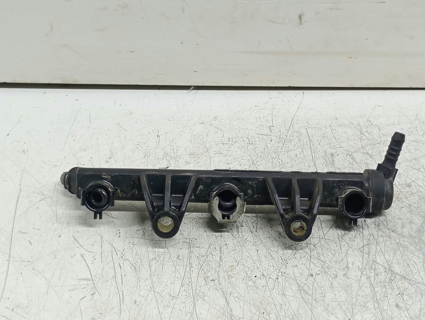 Rampa injectoare 030133329B 030133319 Volkswagen Fox 2 (2003 - 2007)