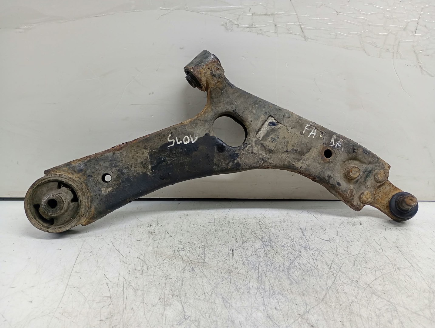 Brat suspensie dreapta fata Kia Sportage 3 (2010 - 2014)