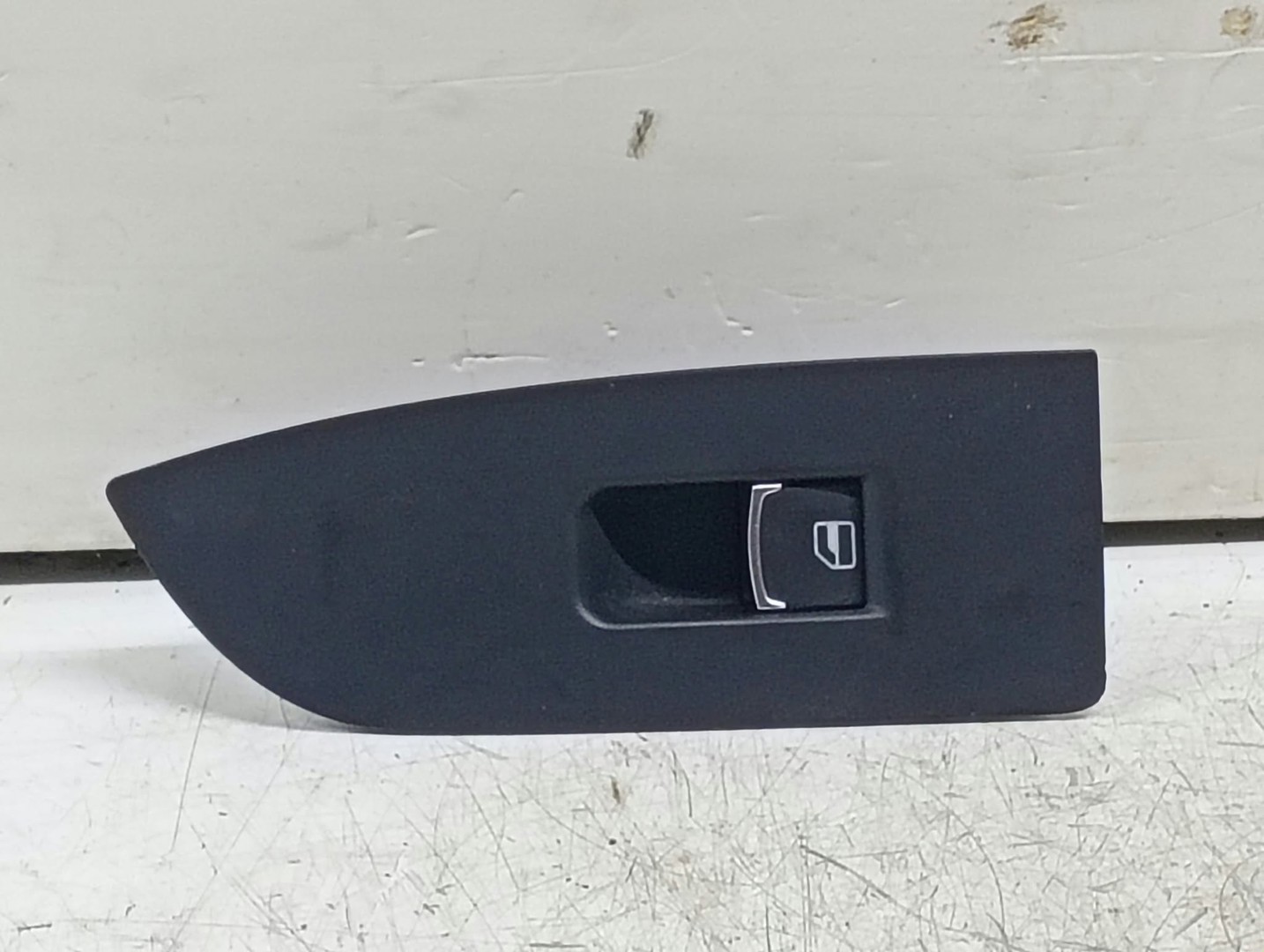 Buton geam dreapta spate 3C8867376A Volkswagen Passat CC 1 (2008 - 2012)