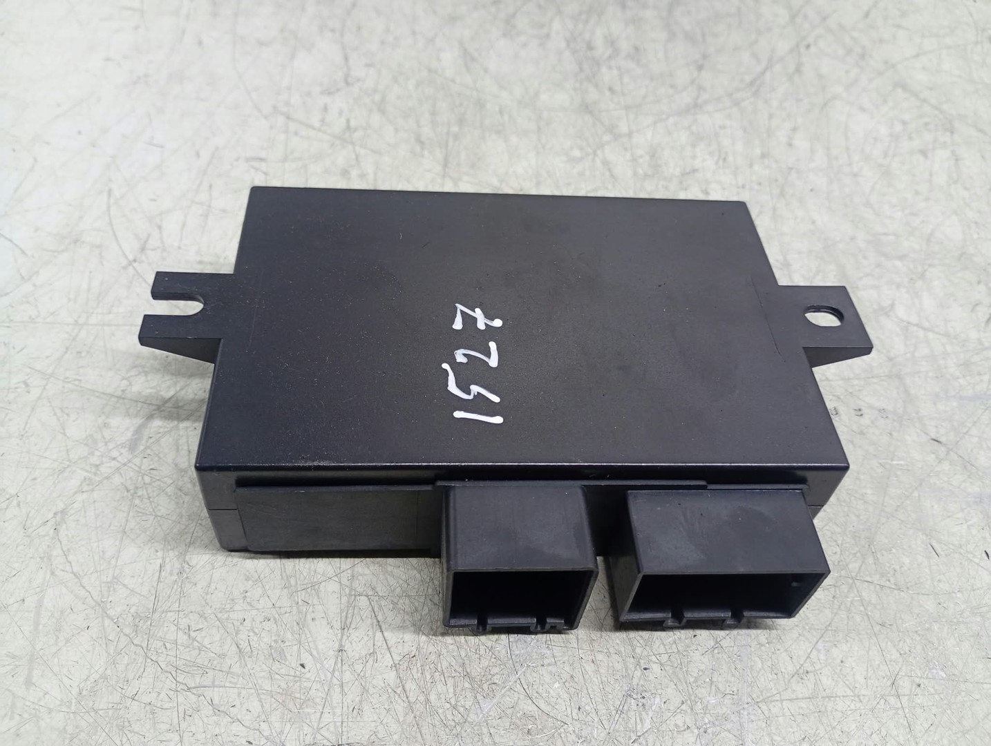 Modul carlig remorcare 1K0907383F Volkswagen Passat CC 1 (2008 - 2012)