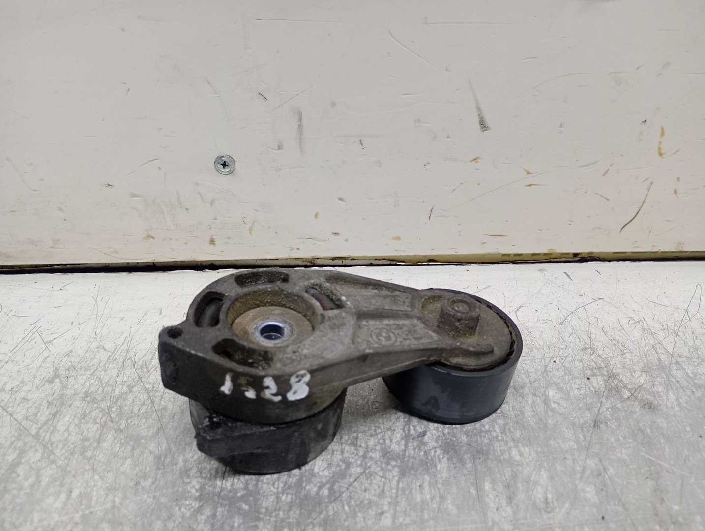 Rola intinzatoare BMW Seria 1 F20/F21 (2011 - 2015)