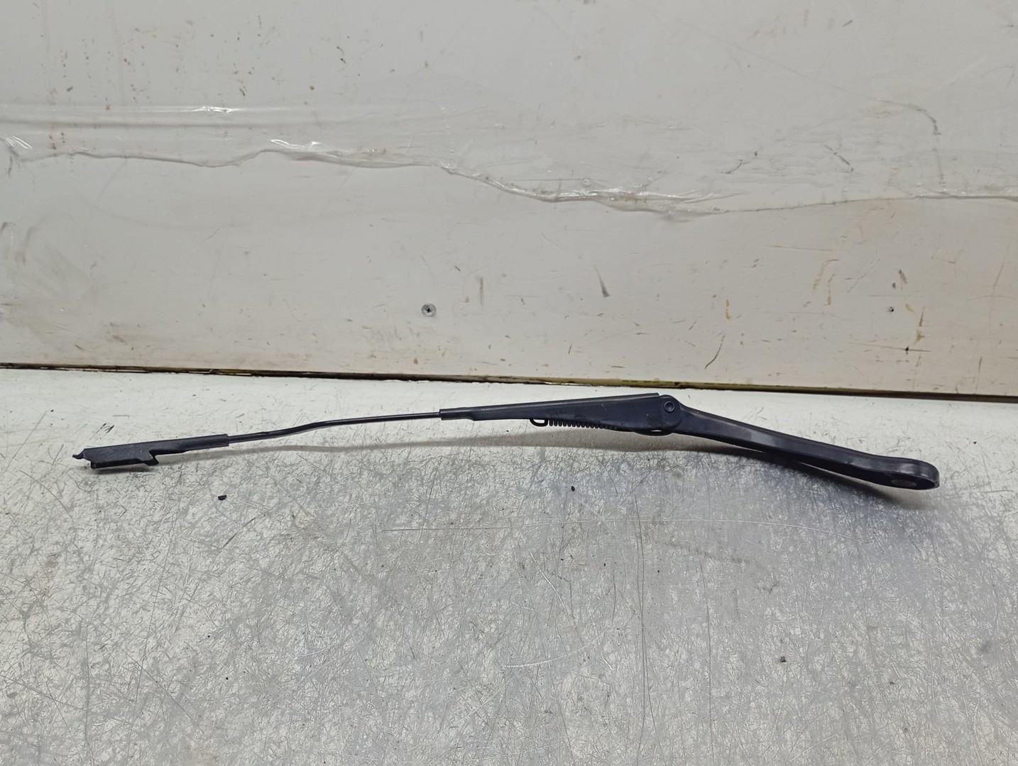 Brat stergator parbriz stanga 6161-7239519 BMW Seria 1 F20/F21 (2011 - 2015)