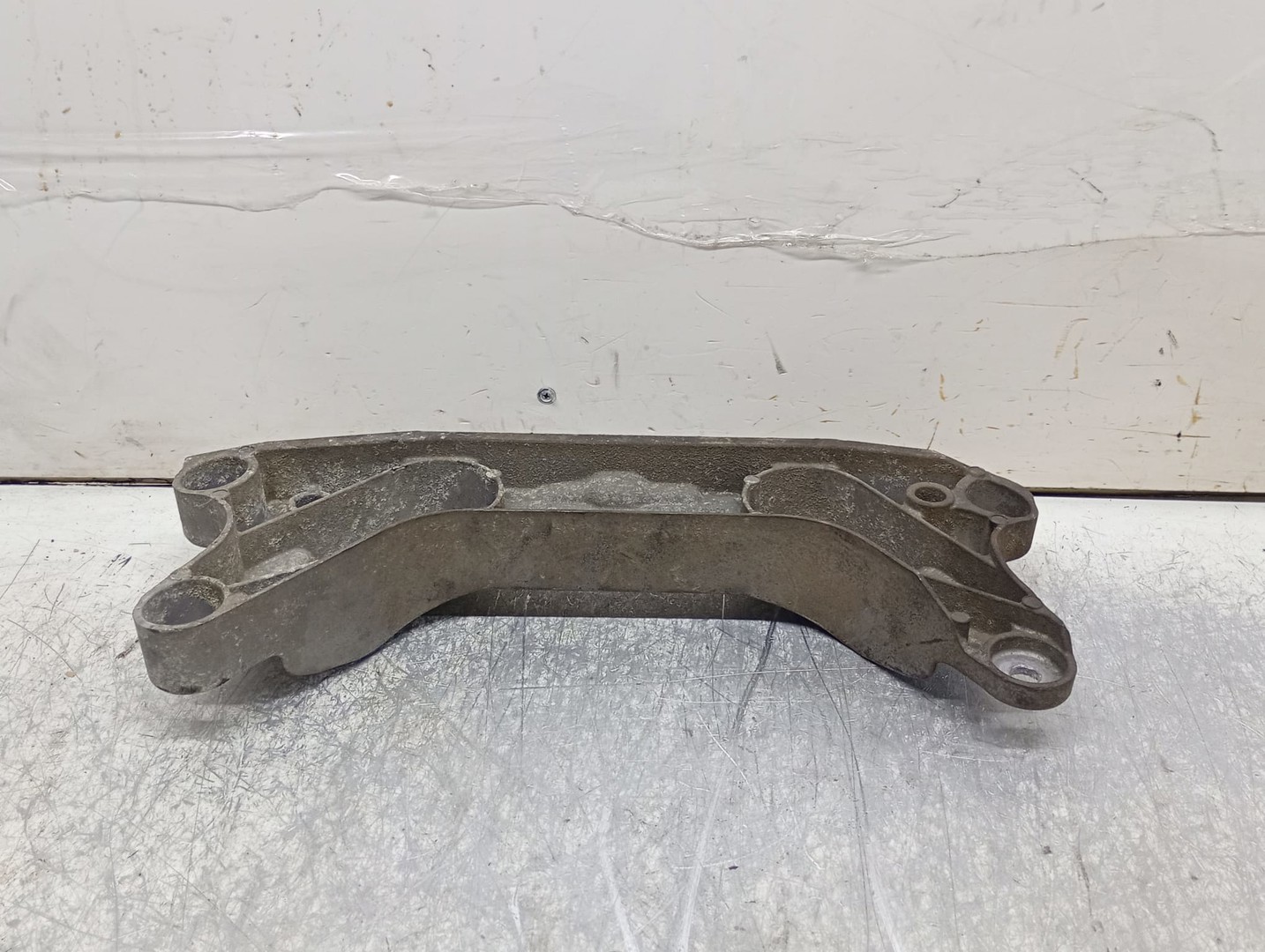 Suport cutie viteze 22316788826-01 BMW Seria 1 F20/F21 (2011 - 2015)