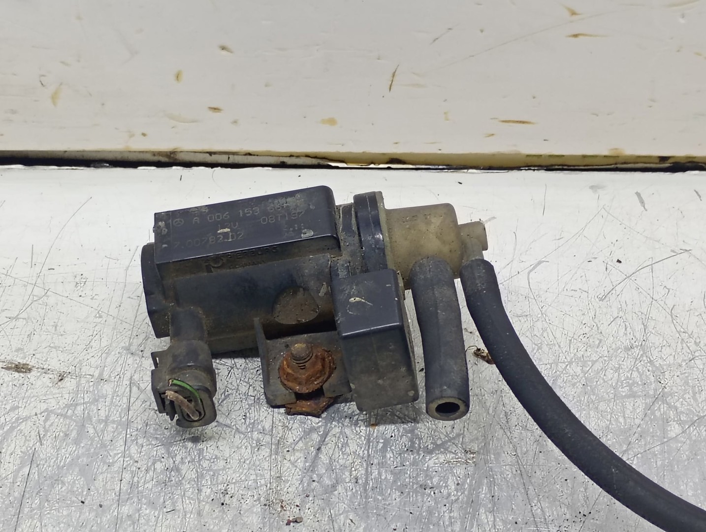 Electrovalva vacuum A0061536628 Mercedes Benz B-Class W245 (2005 - 2008)