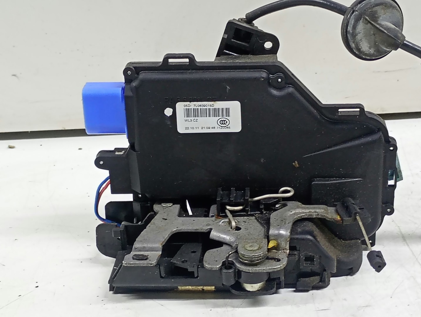 Broasca stanga spate 7L0839015D Volkswagen Touran 1 (2003 - 2006)