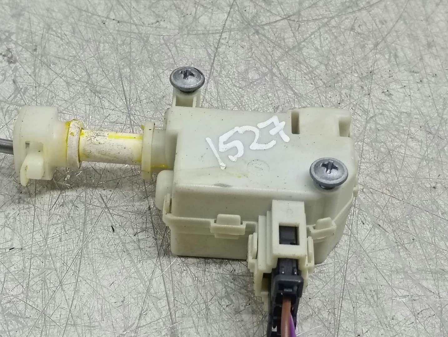 Motoras actuator usa rezervor 3C8810773 Volkswagen Passat CC 1 (2008 - 2012)