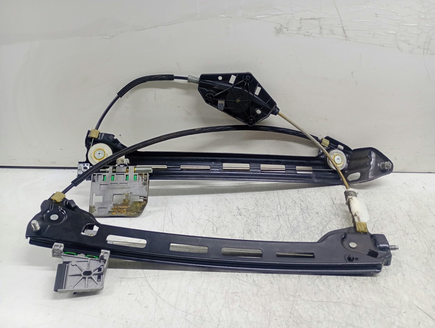 Macara geam stanga spate 3C8839461K Volkswagen Passat CC 1 (2008 - 2012)