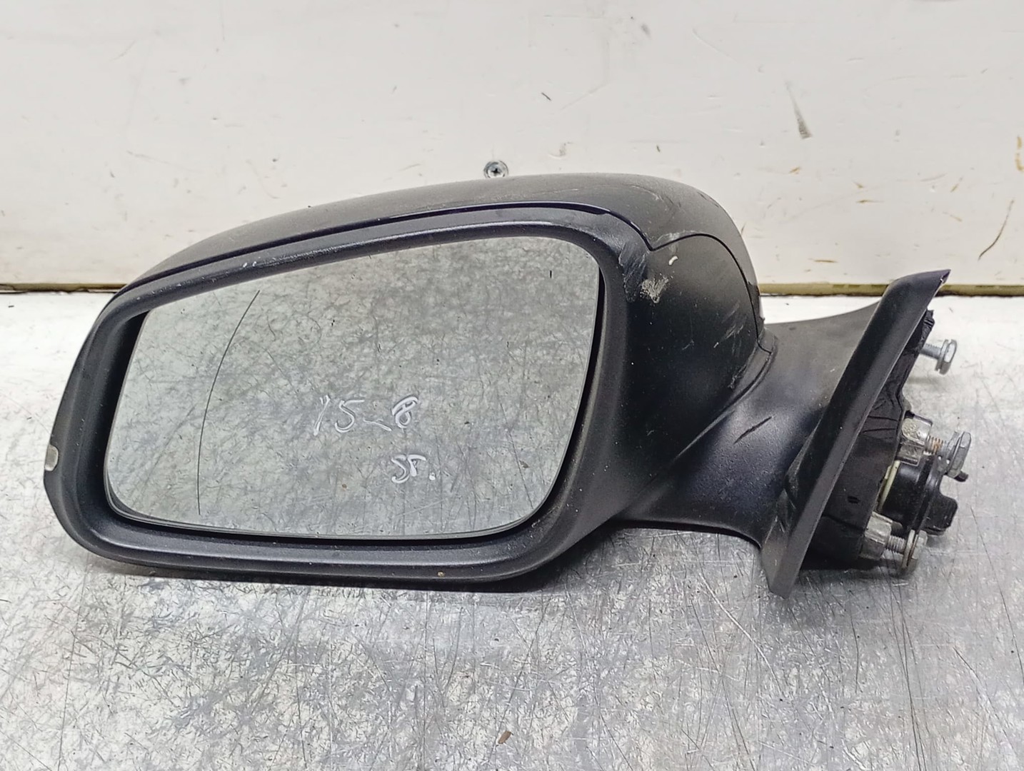 Oglinda stanga E021185 BMW Seria 1 F20/F21 (2011 - 2015)