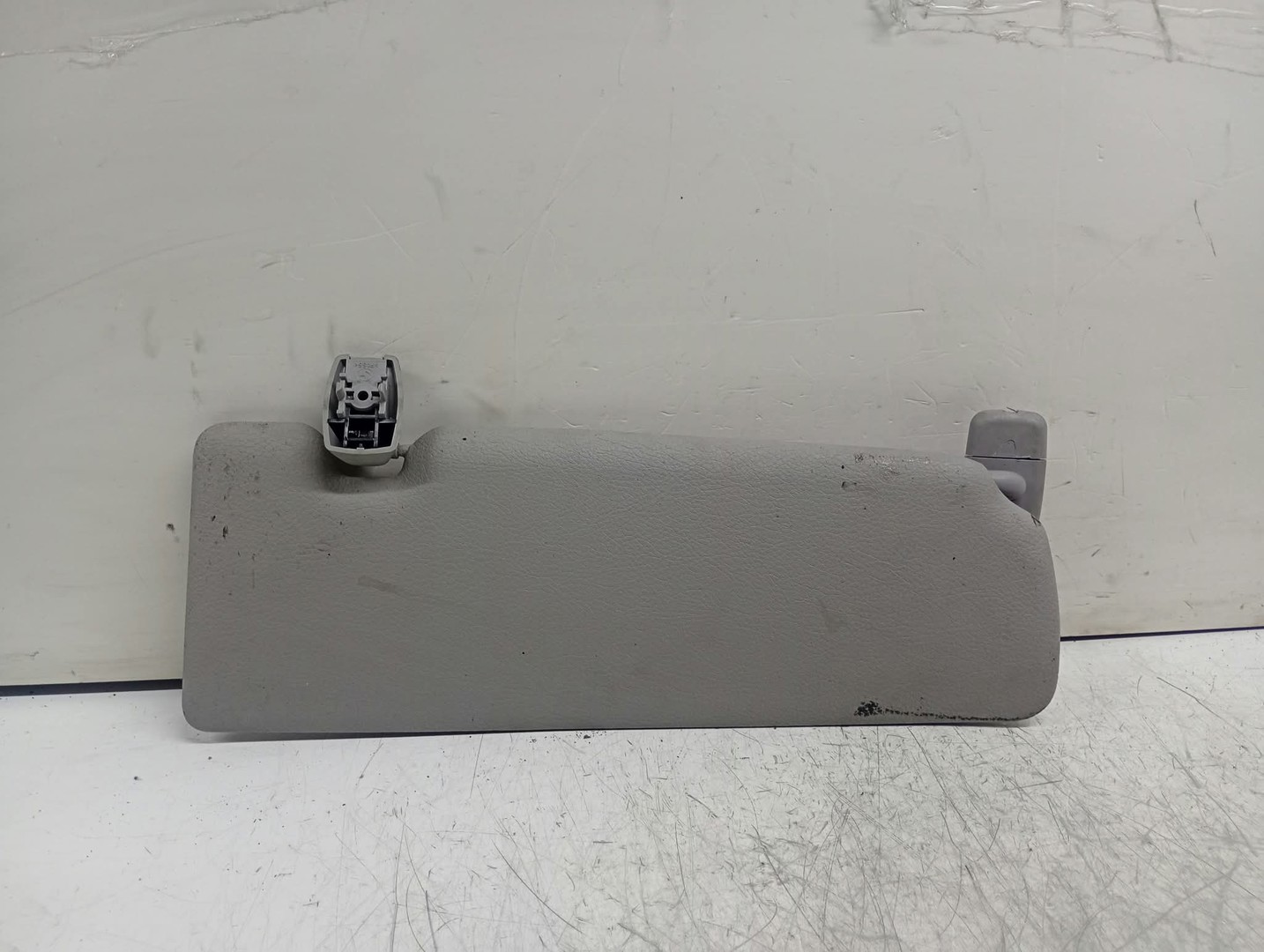 Parasolar stanga BMW Seria 1 F20/F21 (2011 - 2015)