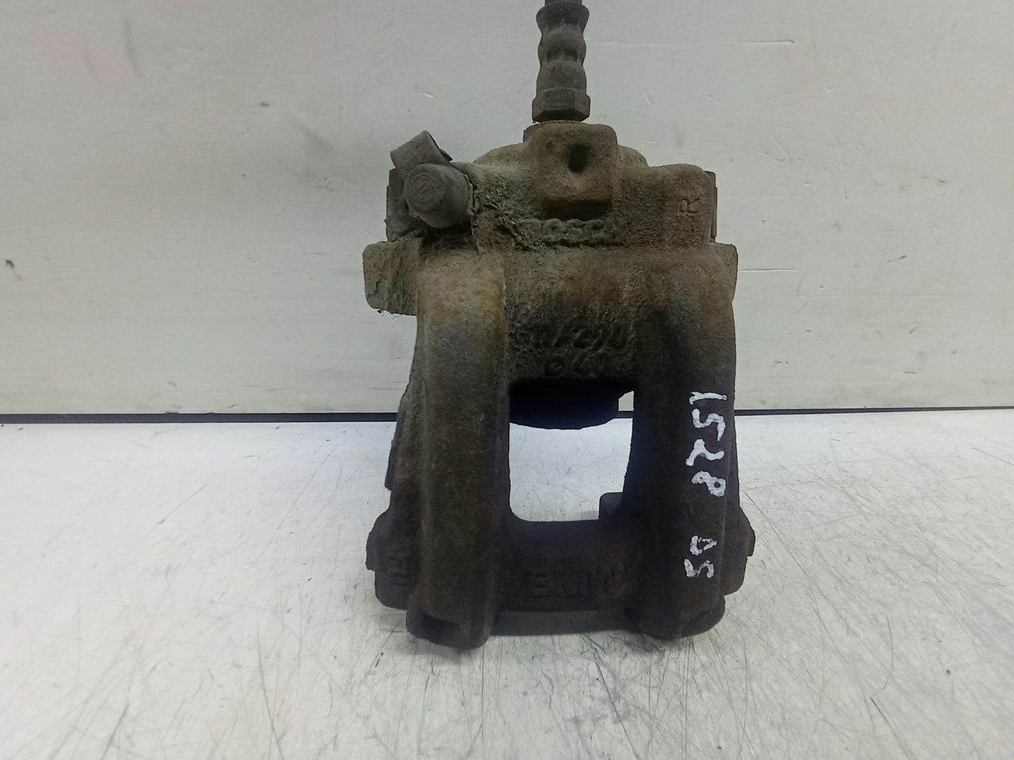 Etrier dreapta spate w09123 BMW Seria 1 F20/F21 (2011 - 2015)