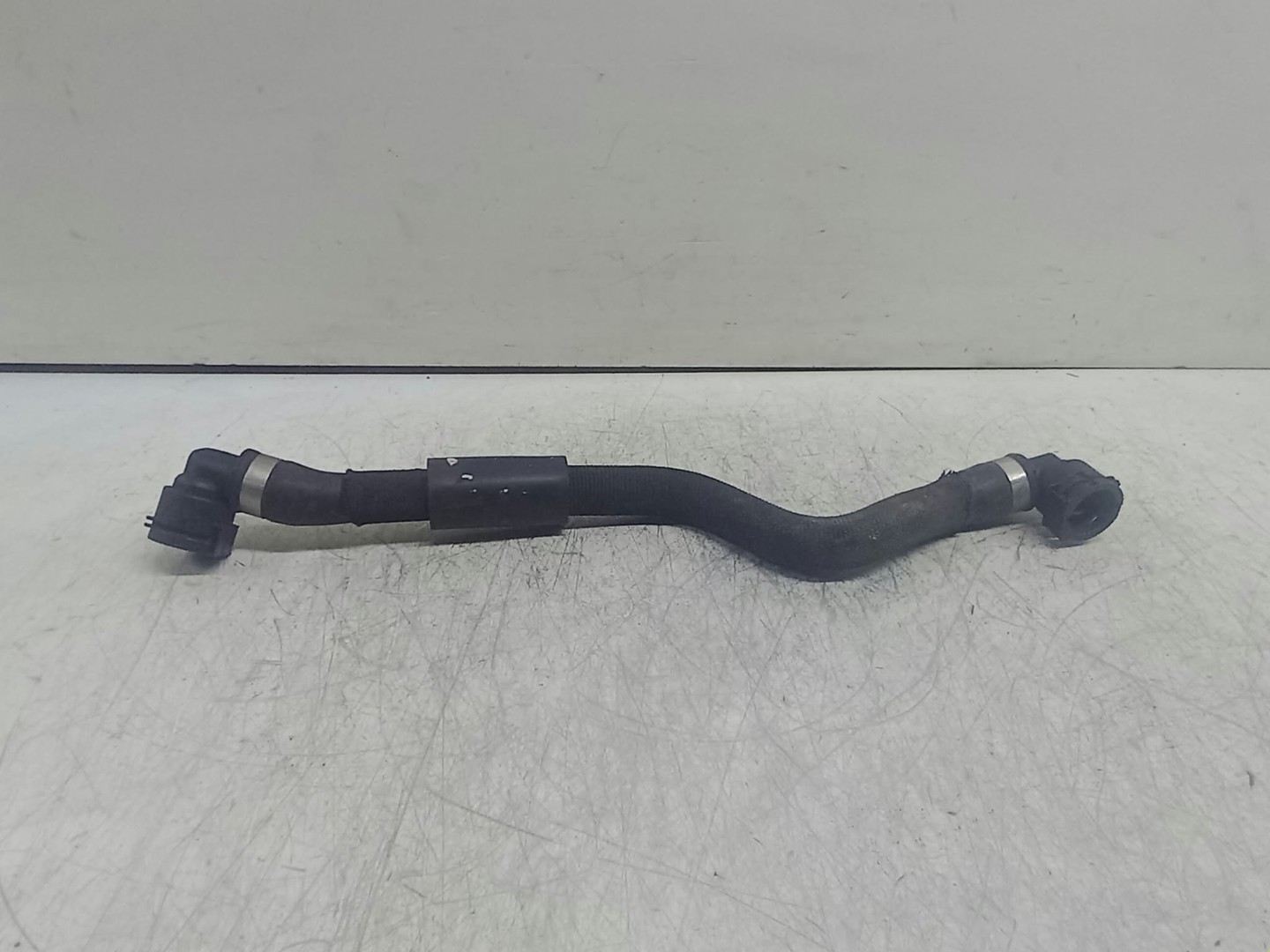 Furtun apa 8375796 BMW Seria 3 E46 (facelift) (2001 - 2006)