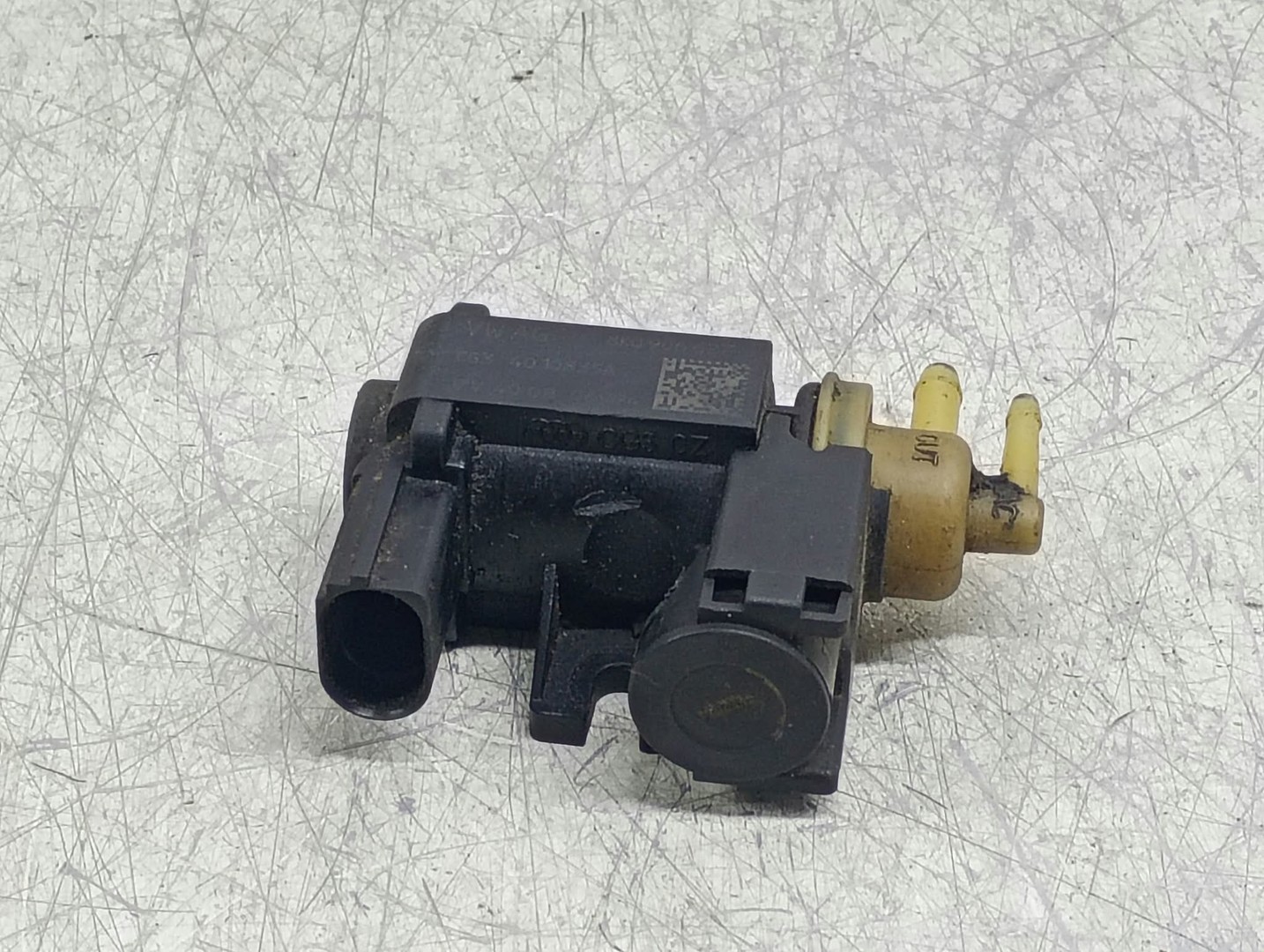 Electrovalva vacuum 8K0906627 4010835A Audi A4 B8/8K (2007 - 2011)