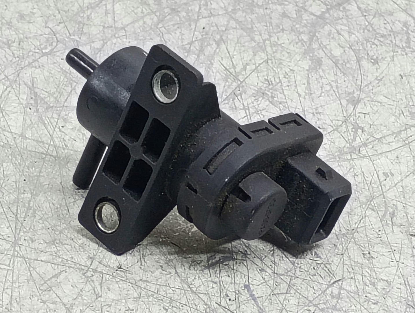 Electrovalva vacuum 8200762162 Dacia Duster 1 (facelift) (2013 - 2017)
