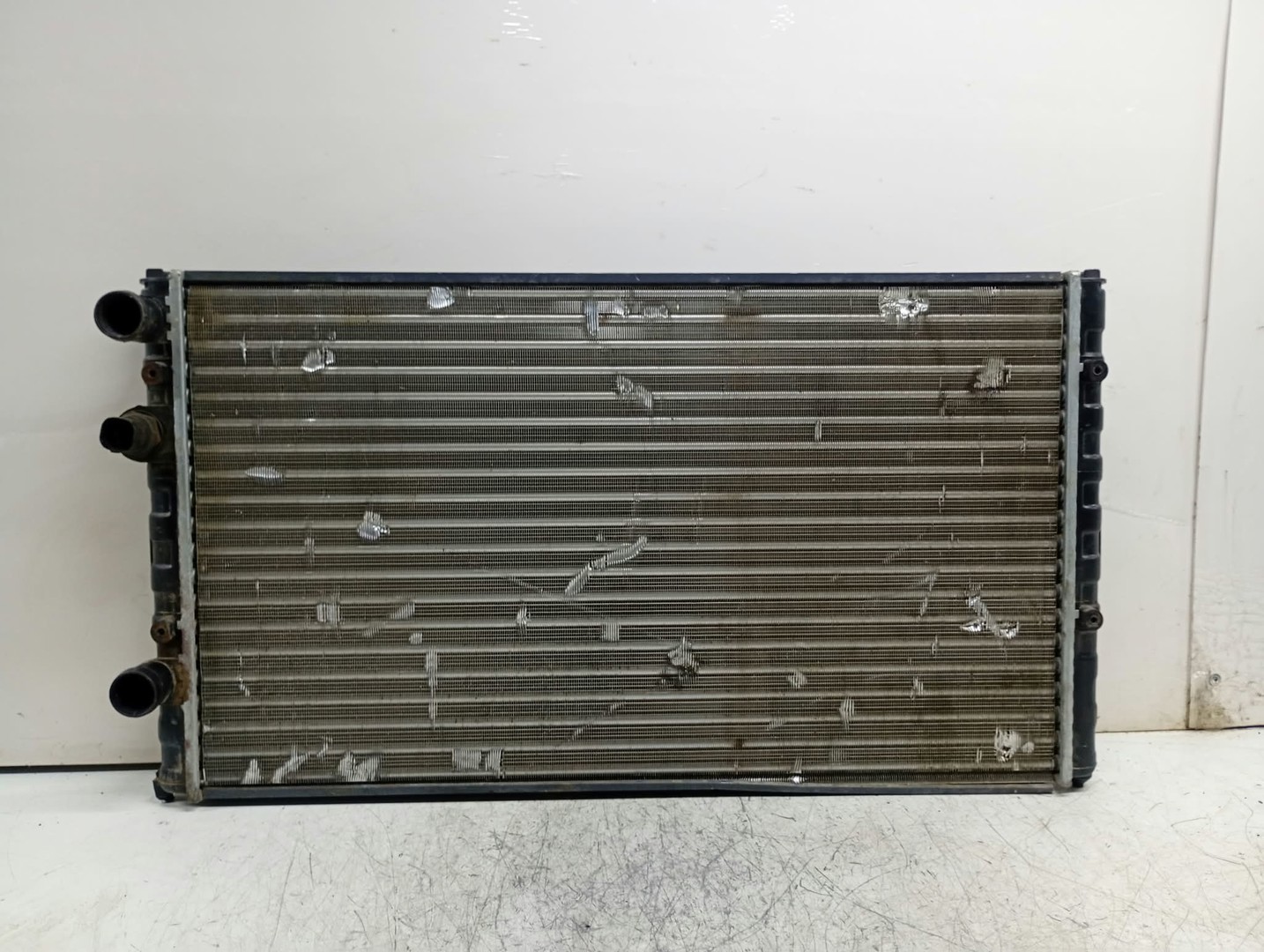 Radiator apa 2002039 Volkswagen Polo 3 (6N) (facelift) (2000 - 2002)