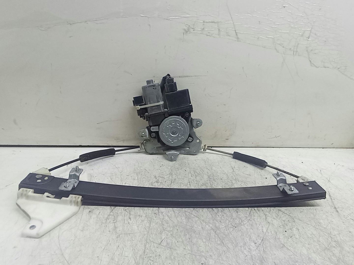 Macara geam stanga fata 96673003 Opel Antara 1 (2006 - 2011)