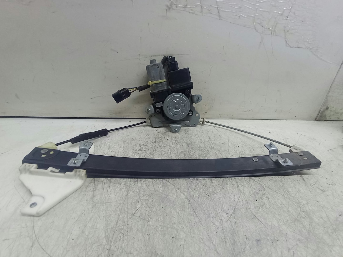 Macara geam stanga spate 96862939 Opel Antara 1 (2006 - 2011)