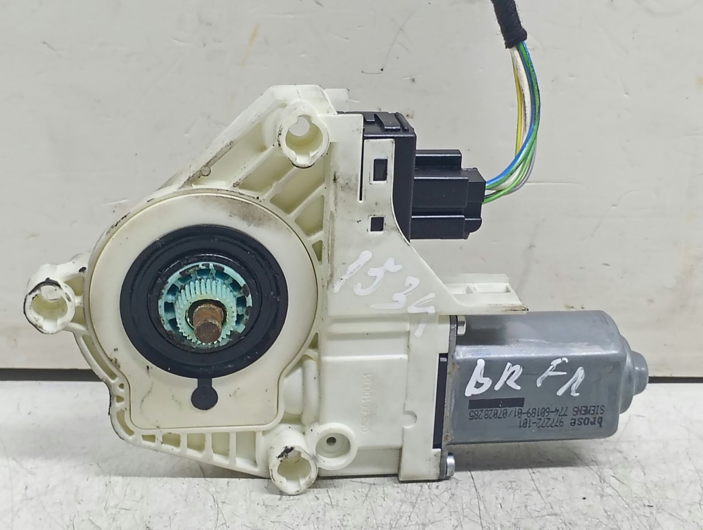 Motoras geam dreapta fata 4F0959802D Audi A6 4F/C6 (2004 - 2008)