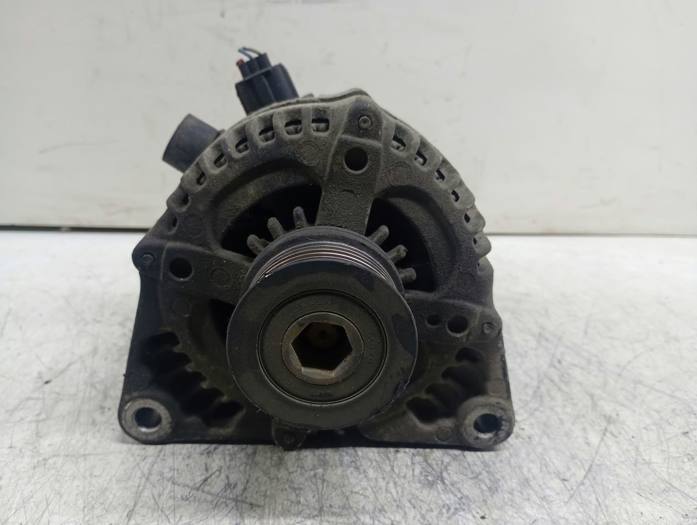 Alternator Ford C-Max 1 (2003 - 2007)