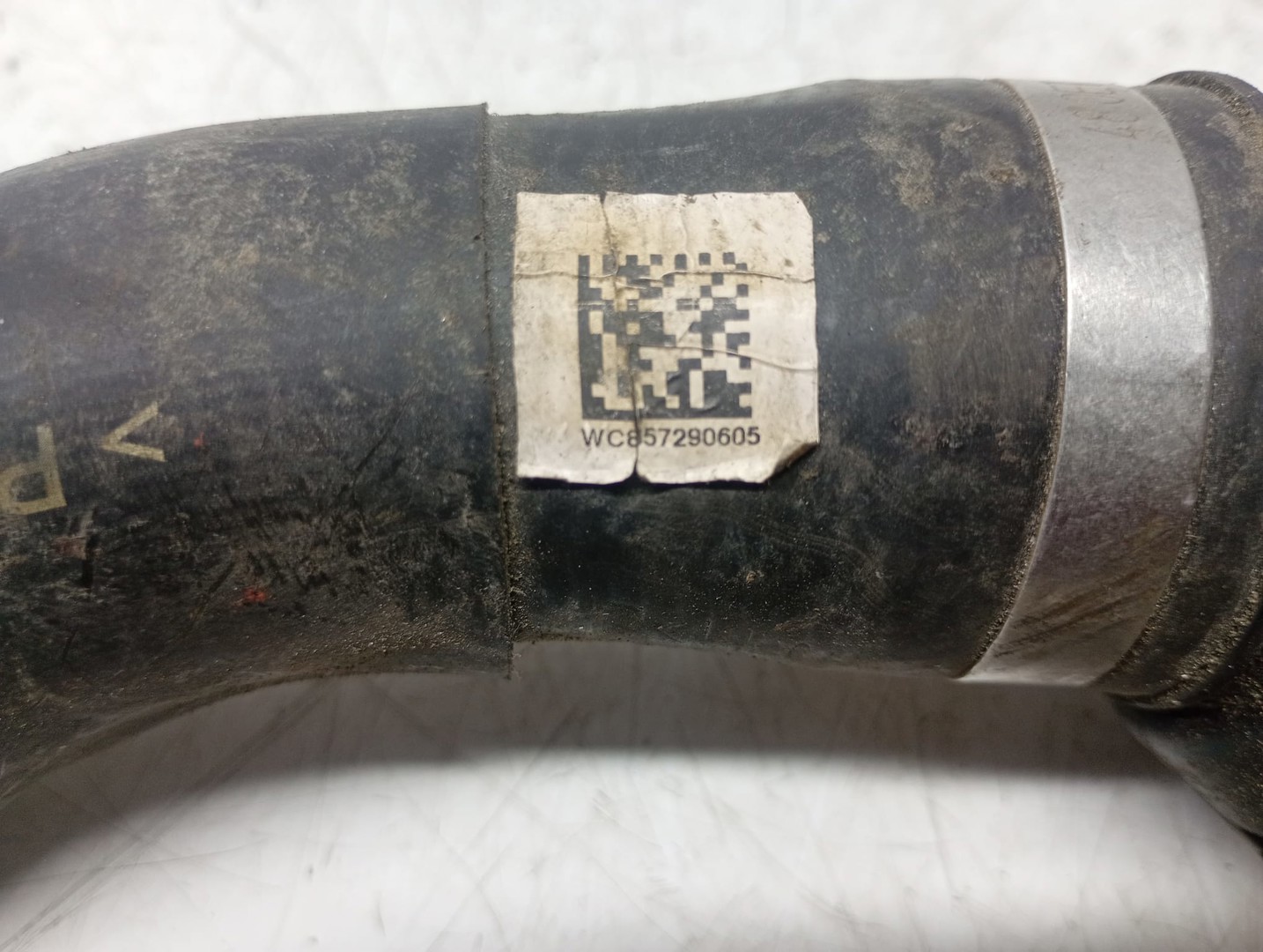 Furtun apa wc857290605 BMW Seria 7 G11/G12 (2015 - 2020)