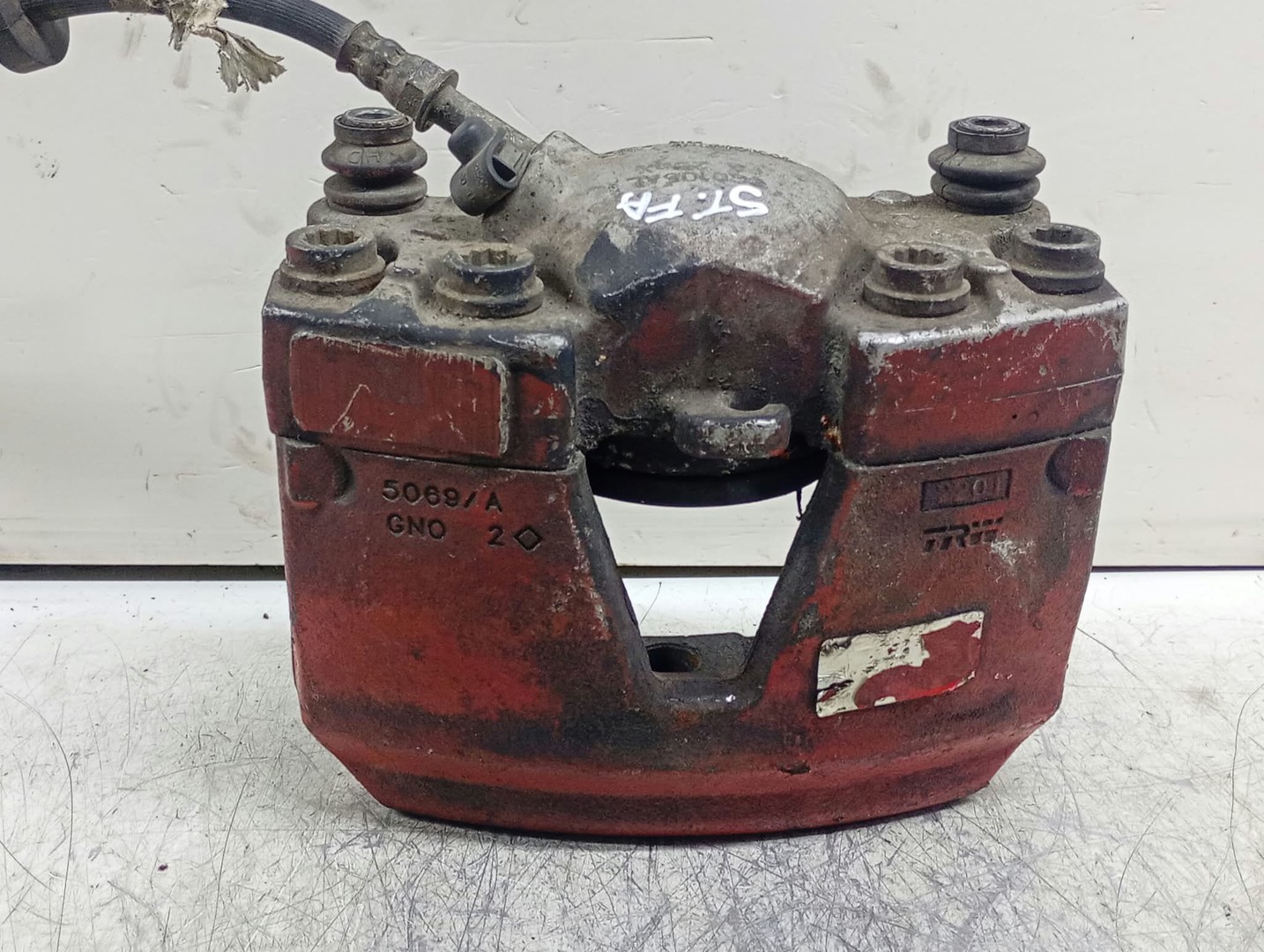Etrier stanga fata 32348421-A Audi A6 4G/C7 (2010 - 2014)