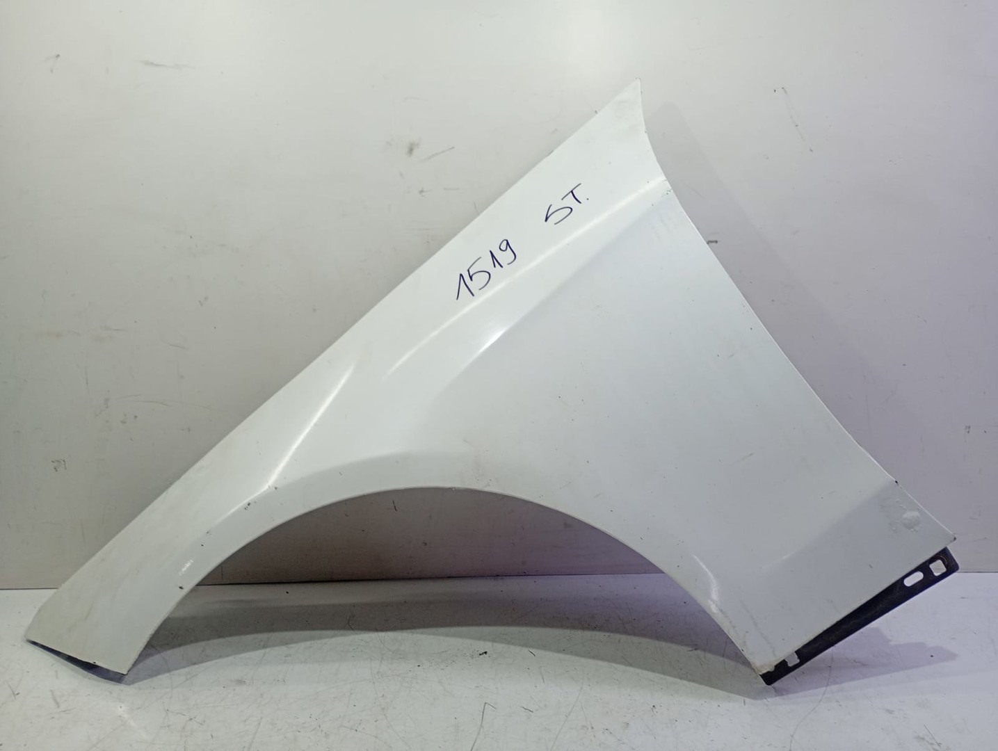 Aripa stanga fata Mercedes Benz E-Class W212 (2009 - 2013)