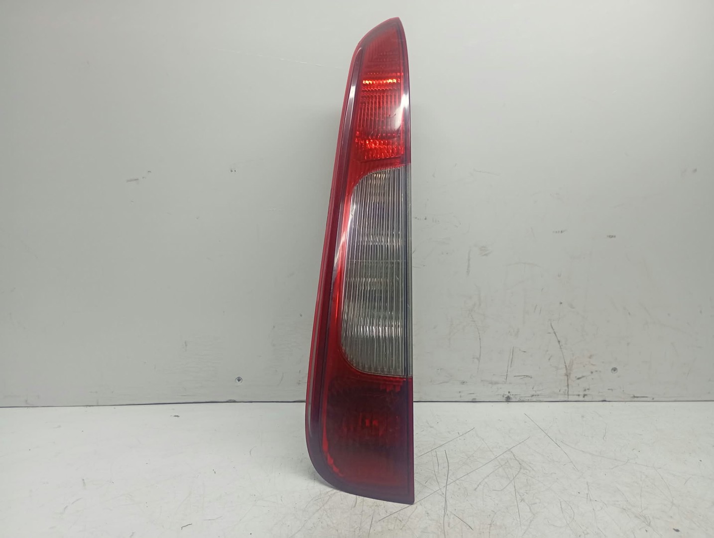 Stop stanga 3M51-13A603-AA Ford C-Max 1 (2003 - 2007)