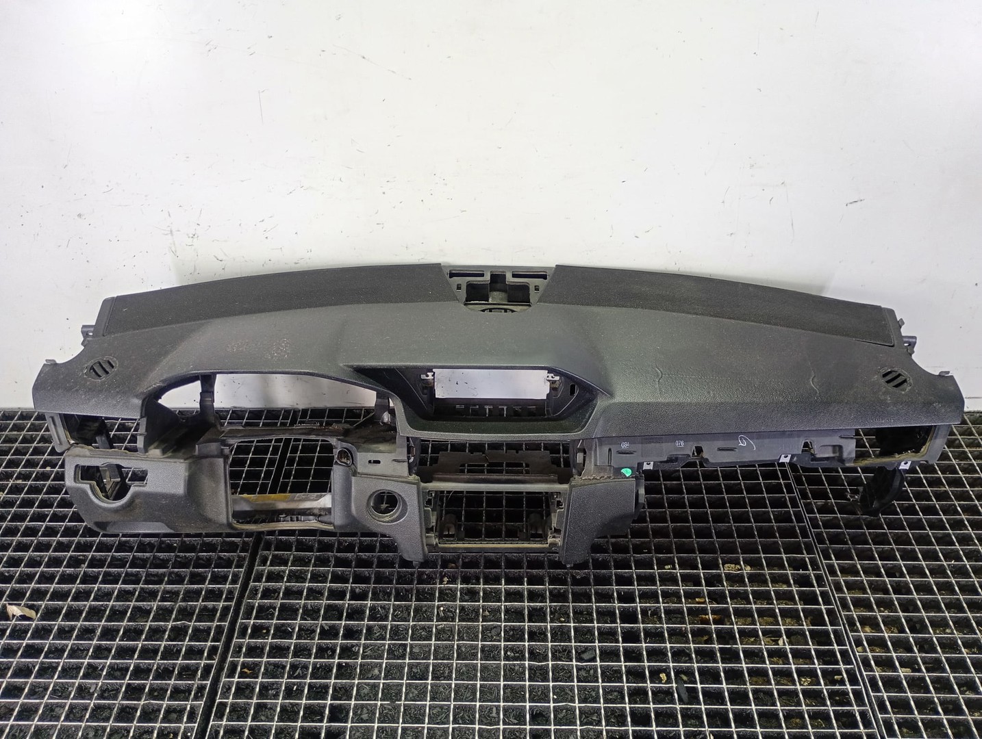 Plansa bord a2126802387 Mercedes Benz E-Class W212 (2009 - 2013)