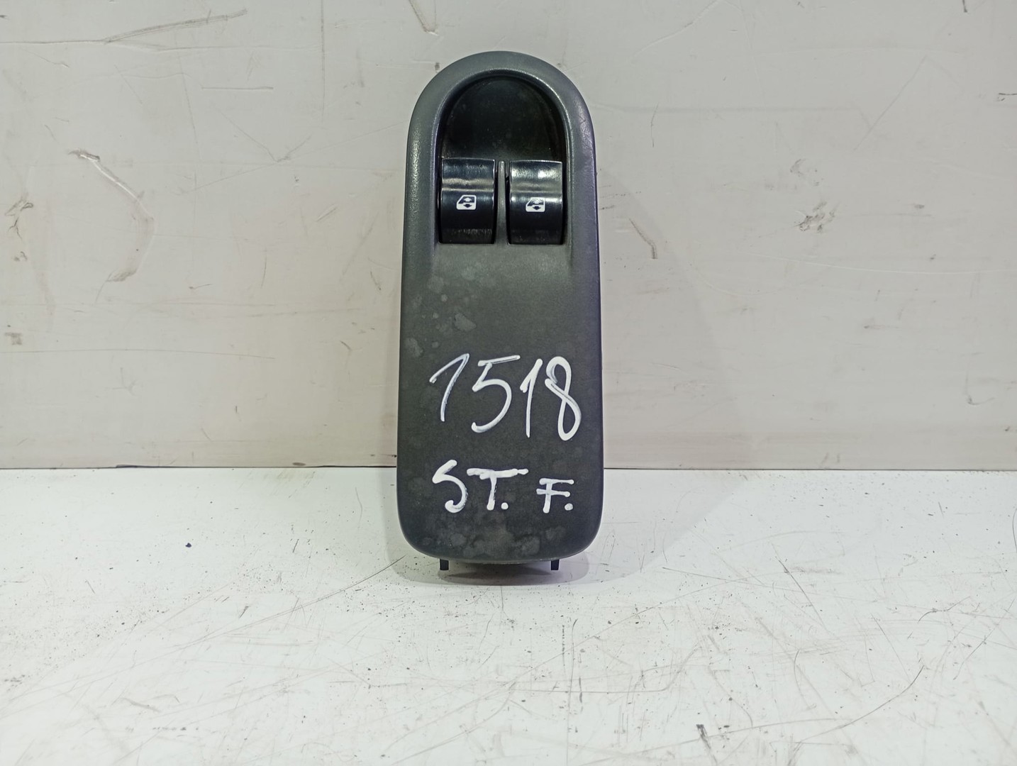 Panou comanda geamuri 156018090 Renault Megane 2 (2002 - 2006)