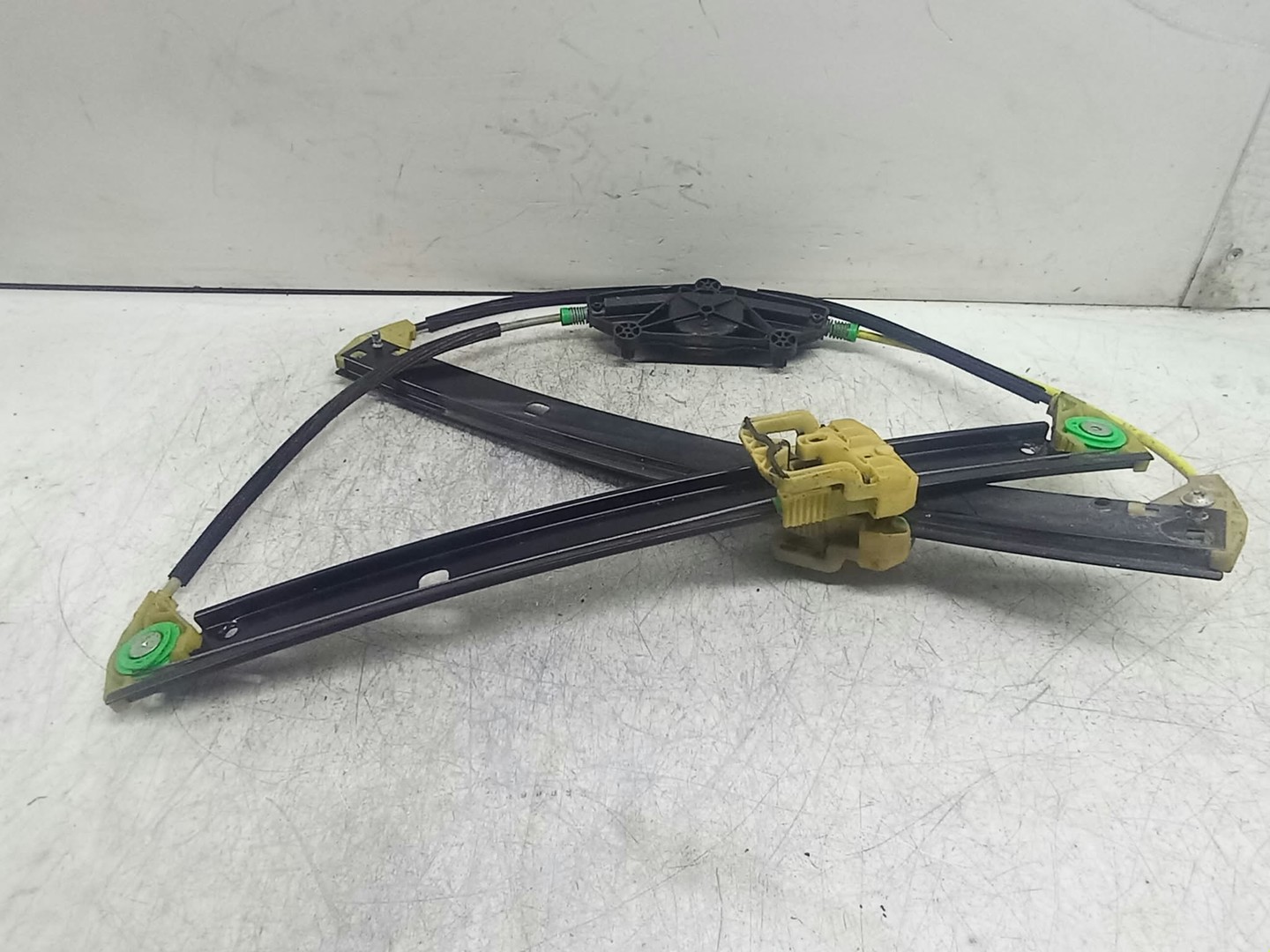 Macara geam dreapta fata 8K0837462 Audi A4 B8/8K (2007 - 2011)