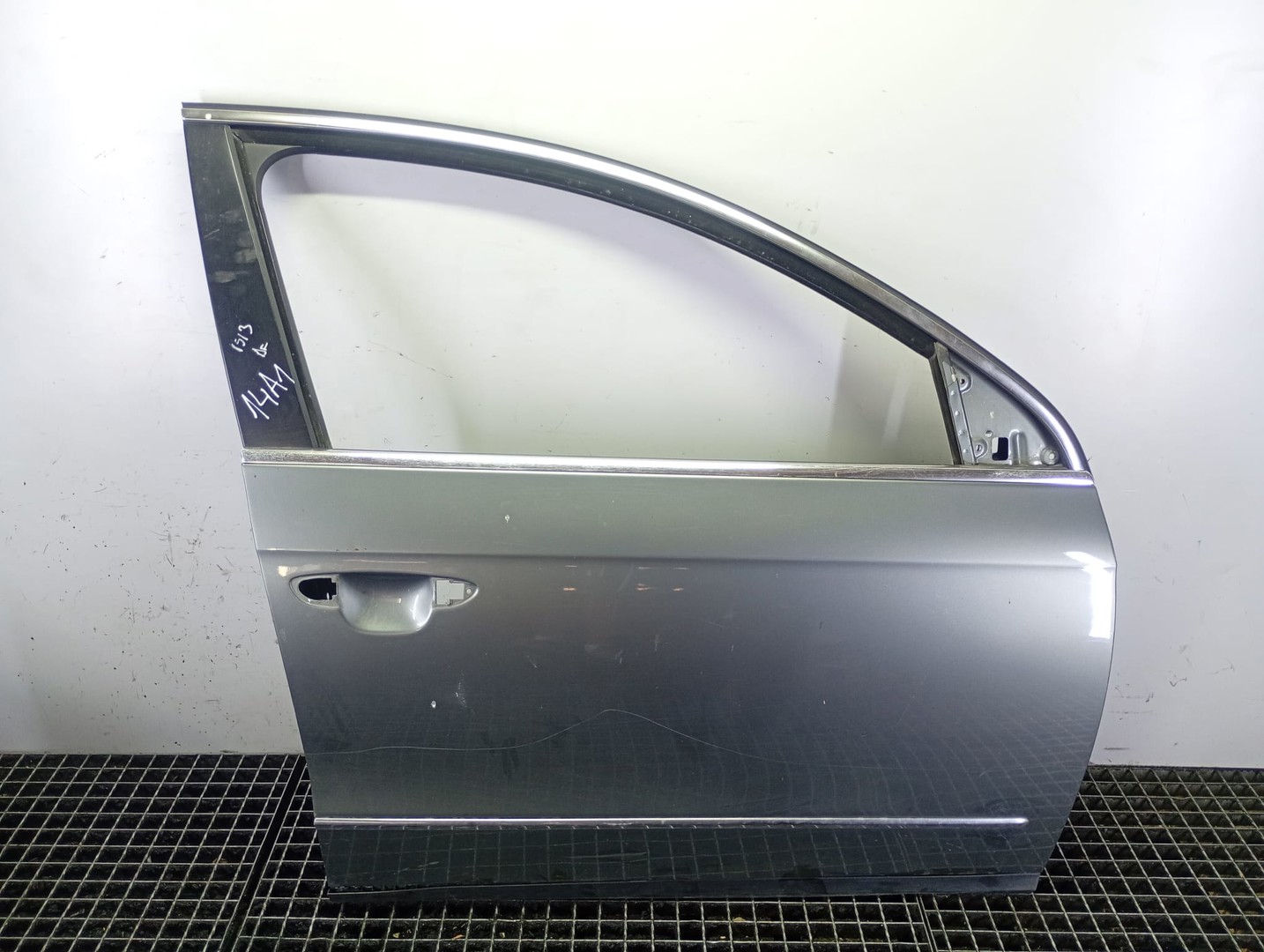 Usa dreapta fata Volkswagen Passat B6 (2005 - 2010)