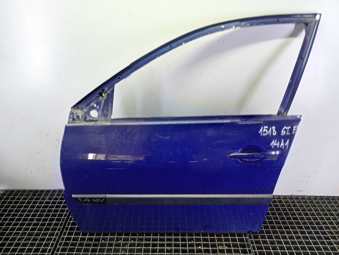 Usa stanga fata Renault Megane 2 (2002 - 2006)