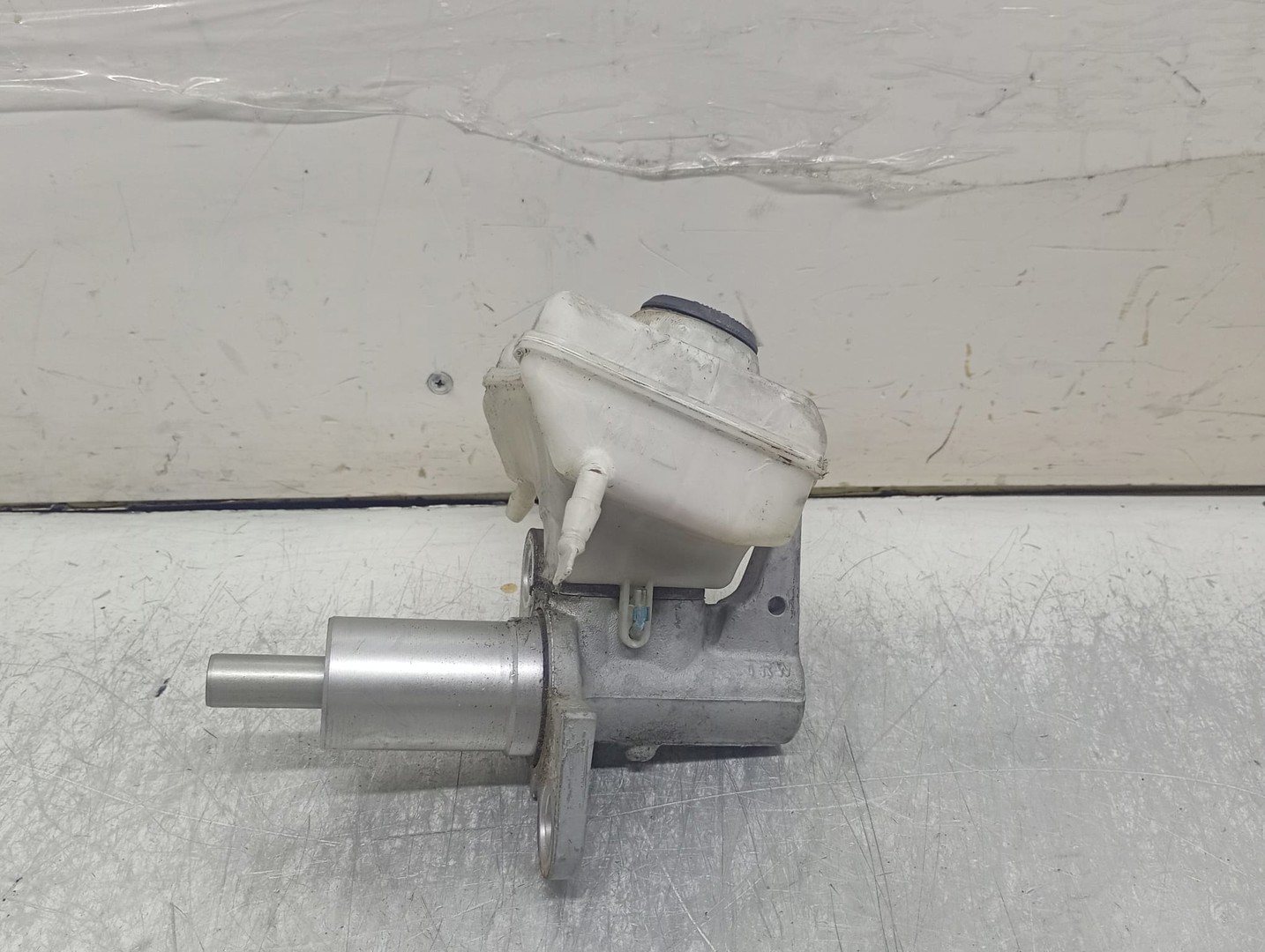 Pompa frana 8K0611301A Audi A4 B8/8K (2007 - 2011)