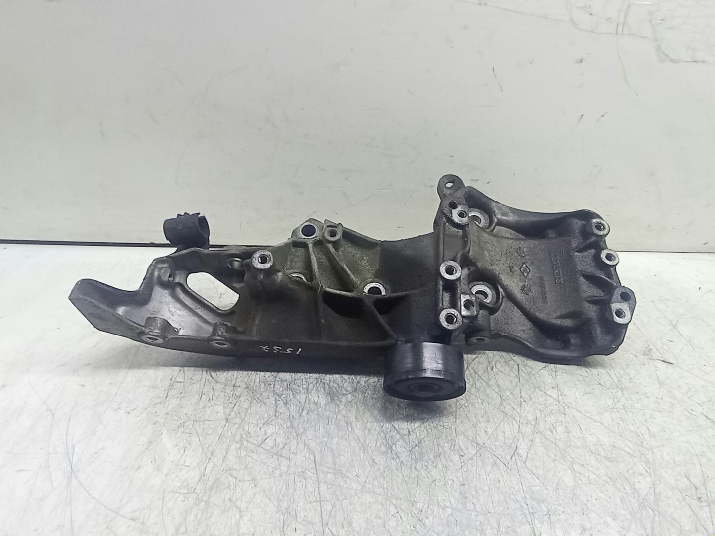 Suport accesorii 8200169566 Dacia Sandero 1 (2008 - 2012)