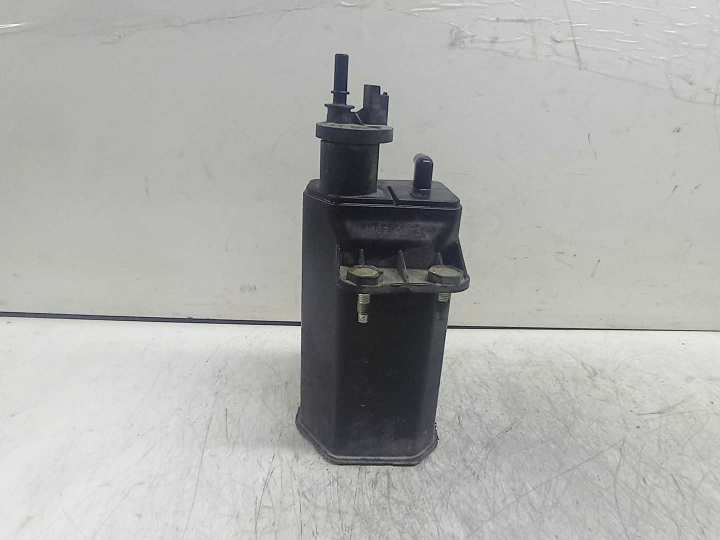 Canistra carbon 8200701972 Dacia Sandero 1 (2008 - 2012)
