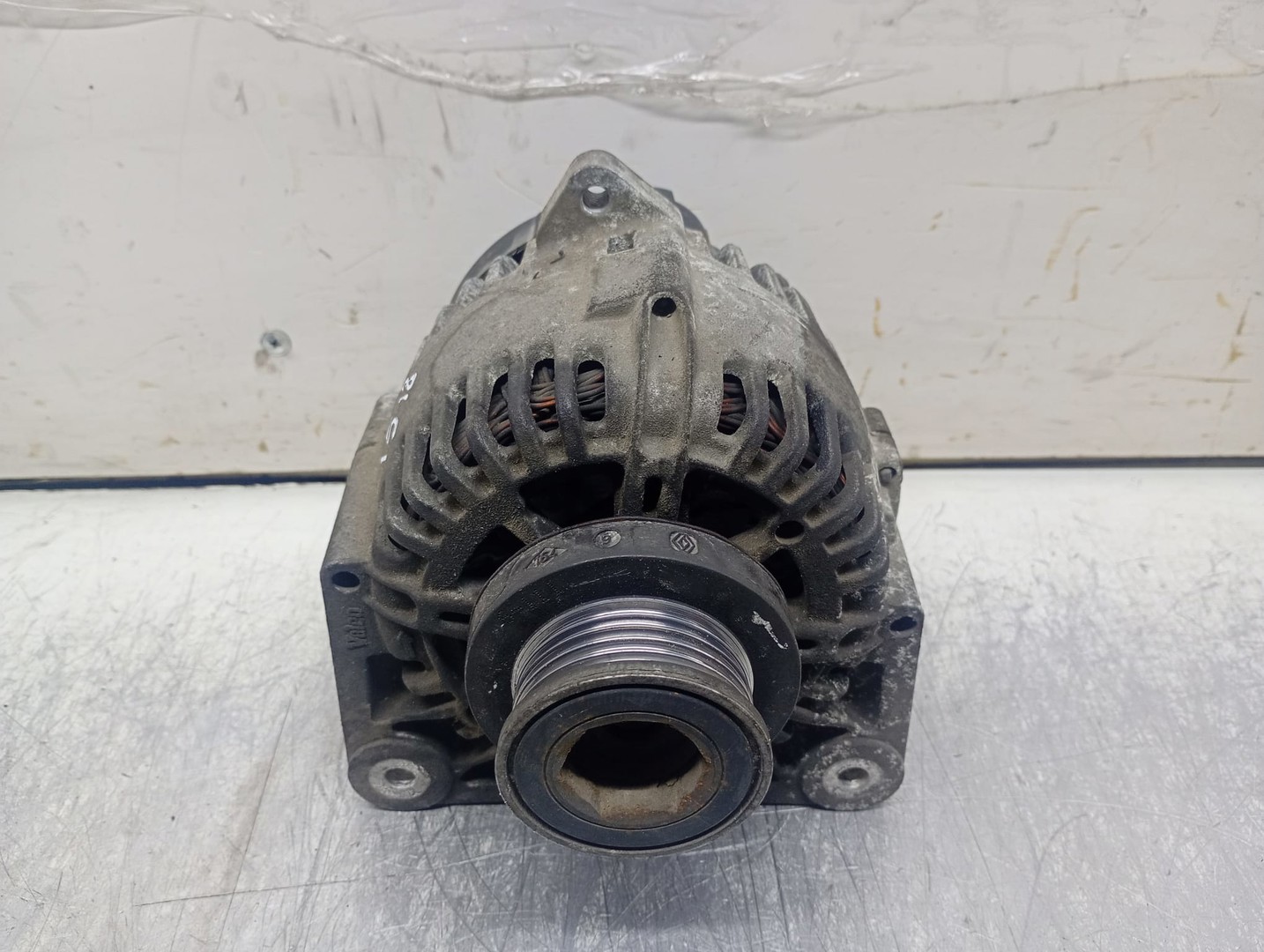 Alternator 8200561961-a Renault Megane 2 (2002 - 2006)