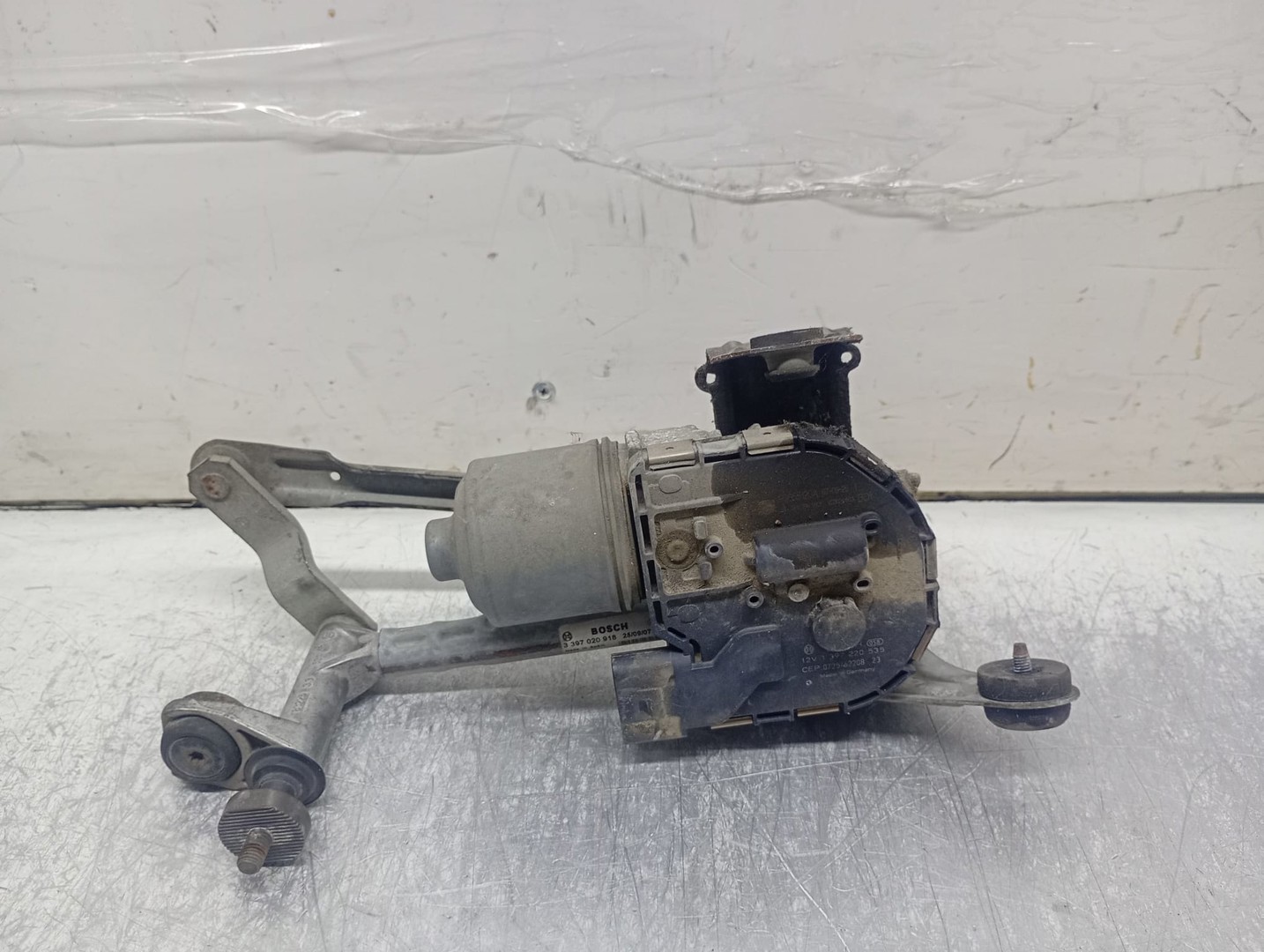 Ansamblu stergatoare parbriz 1P0955024B Seat Leon 2 (1P) (2005 - 2009)