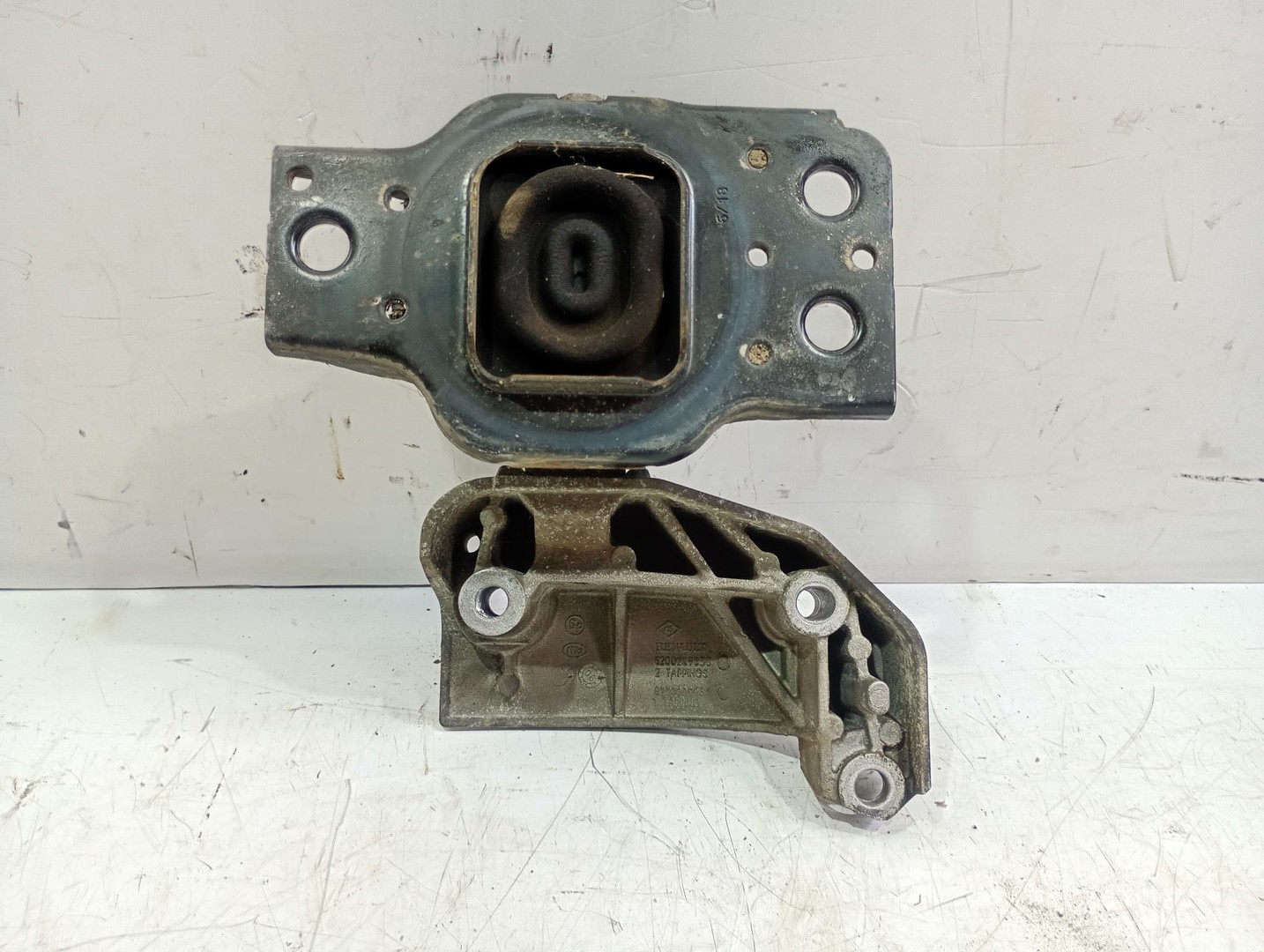 Suport motor 8200209833 Renault Megane 2 (2002 - 2006)