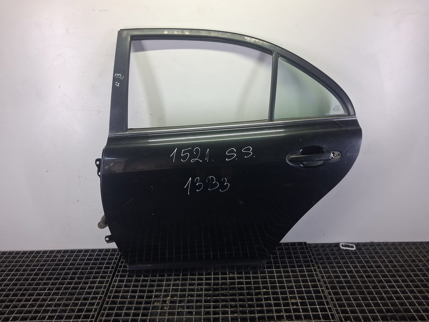 Usa stanga spate Toyota Avensis 2 T25 (2002 - 2006)