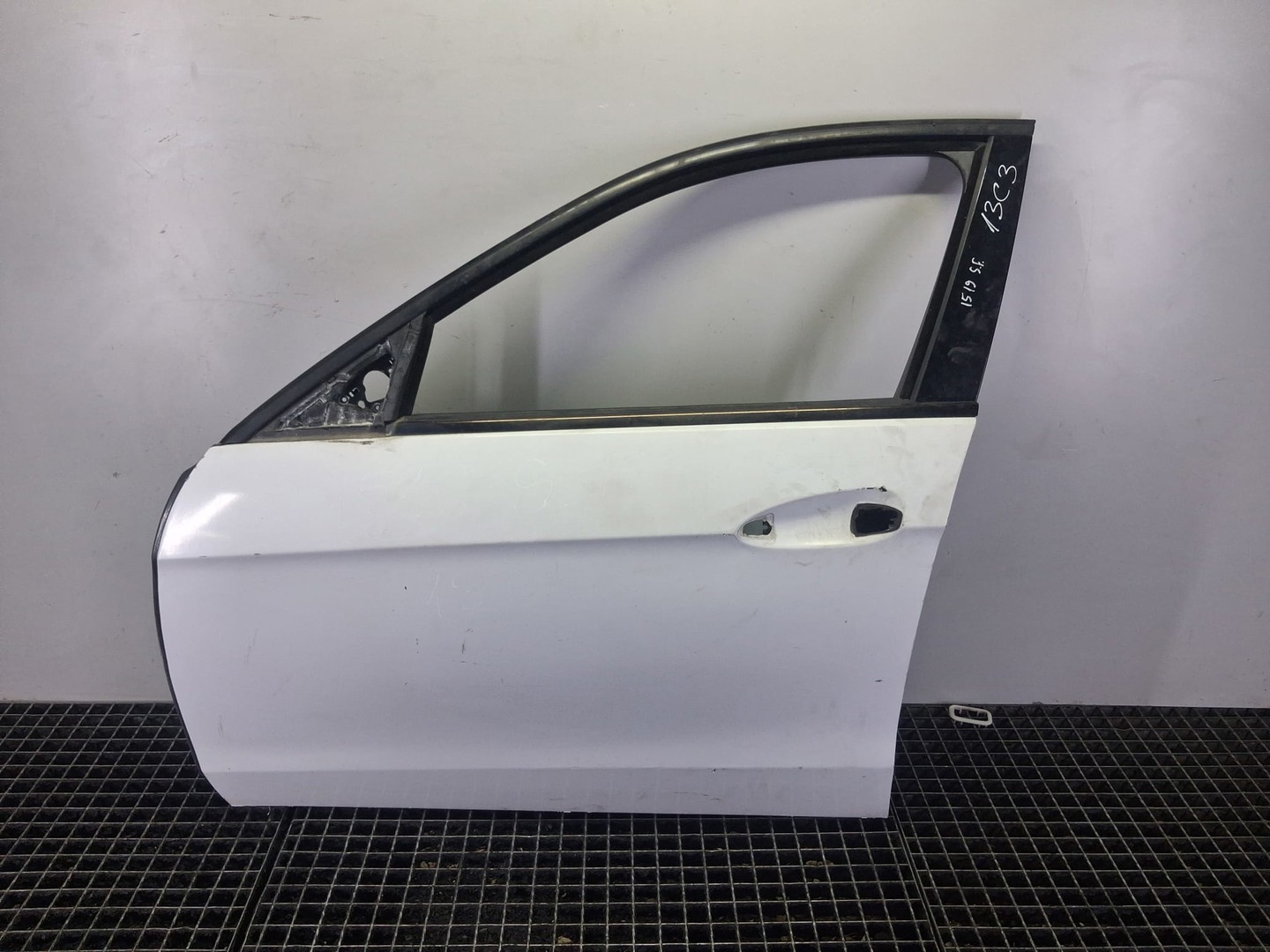 Usa stanga fata Mercedes Benz E-Class W212 (2009 - 2013)